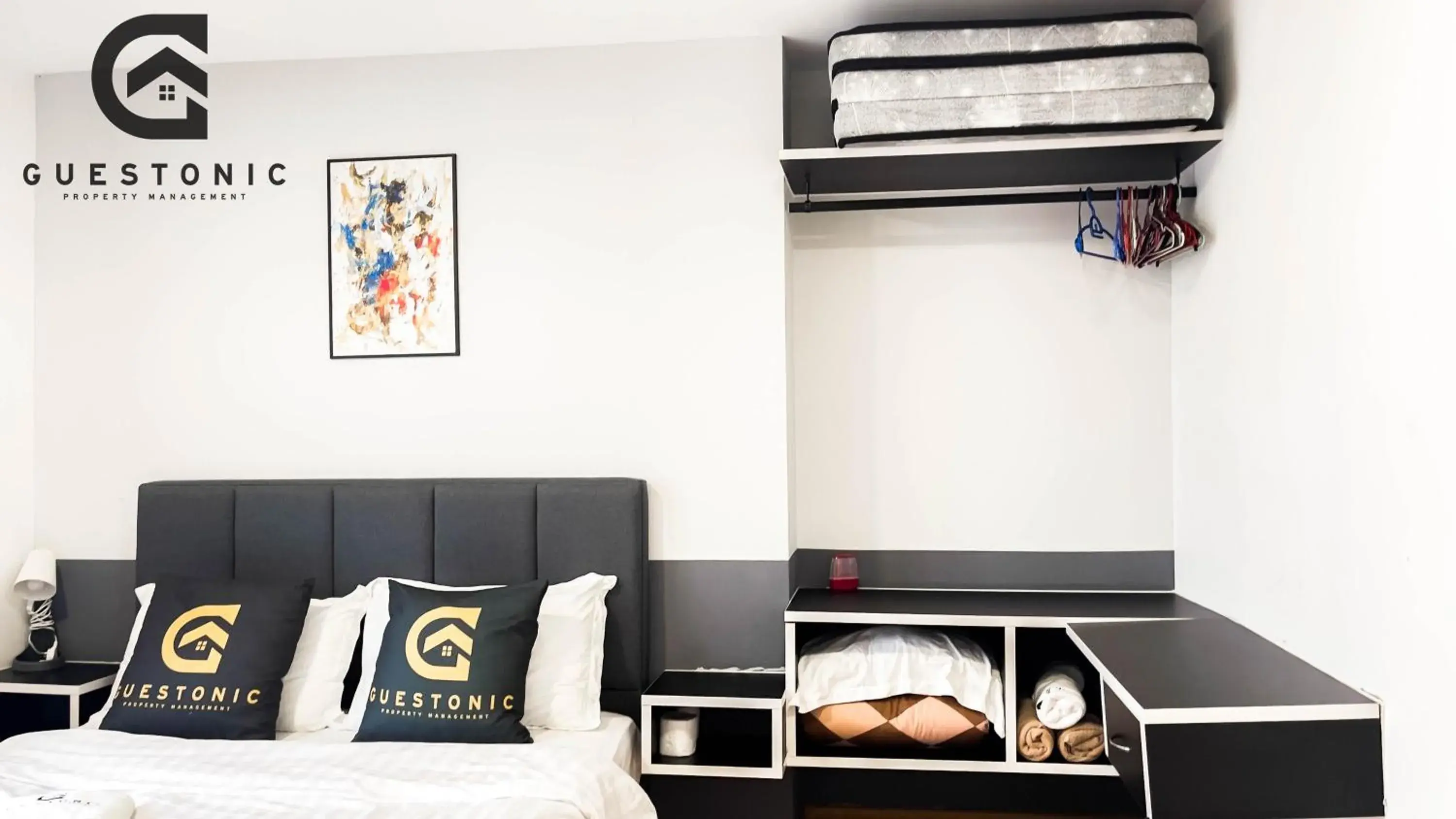 Bed in EkoCheras Cozy Suite by GUESTONIC Bed in EkoCheras Cozy Suite by GUESTONIC