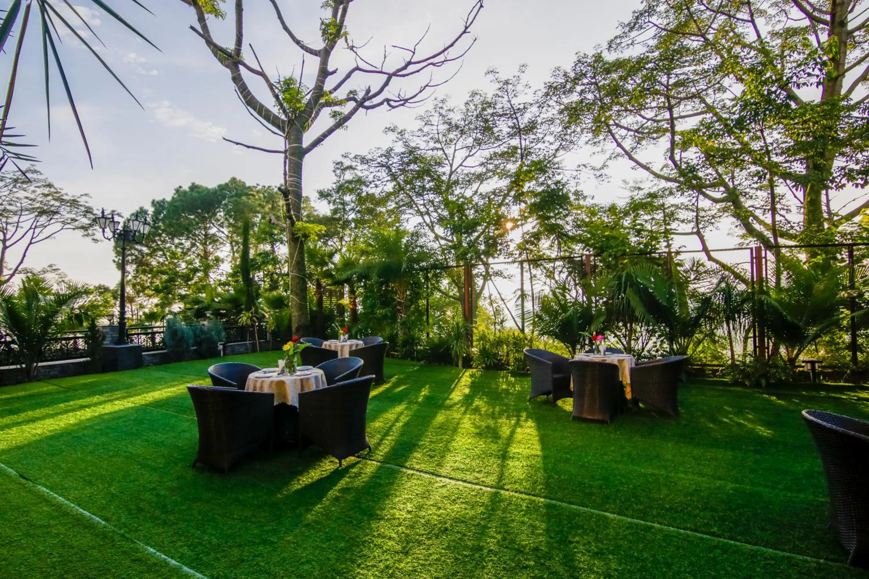 Garden in Dhauladhar Heights Resort