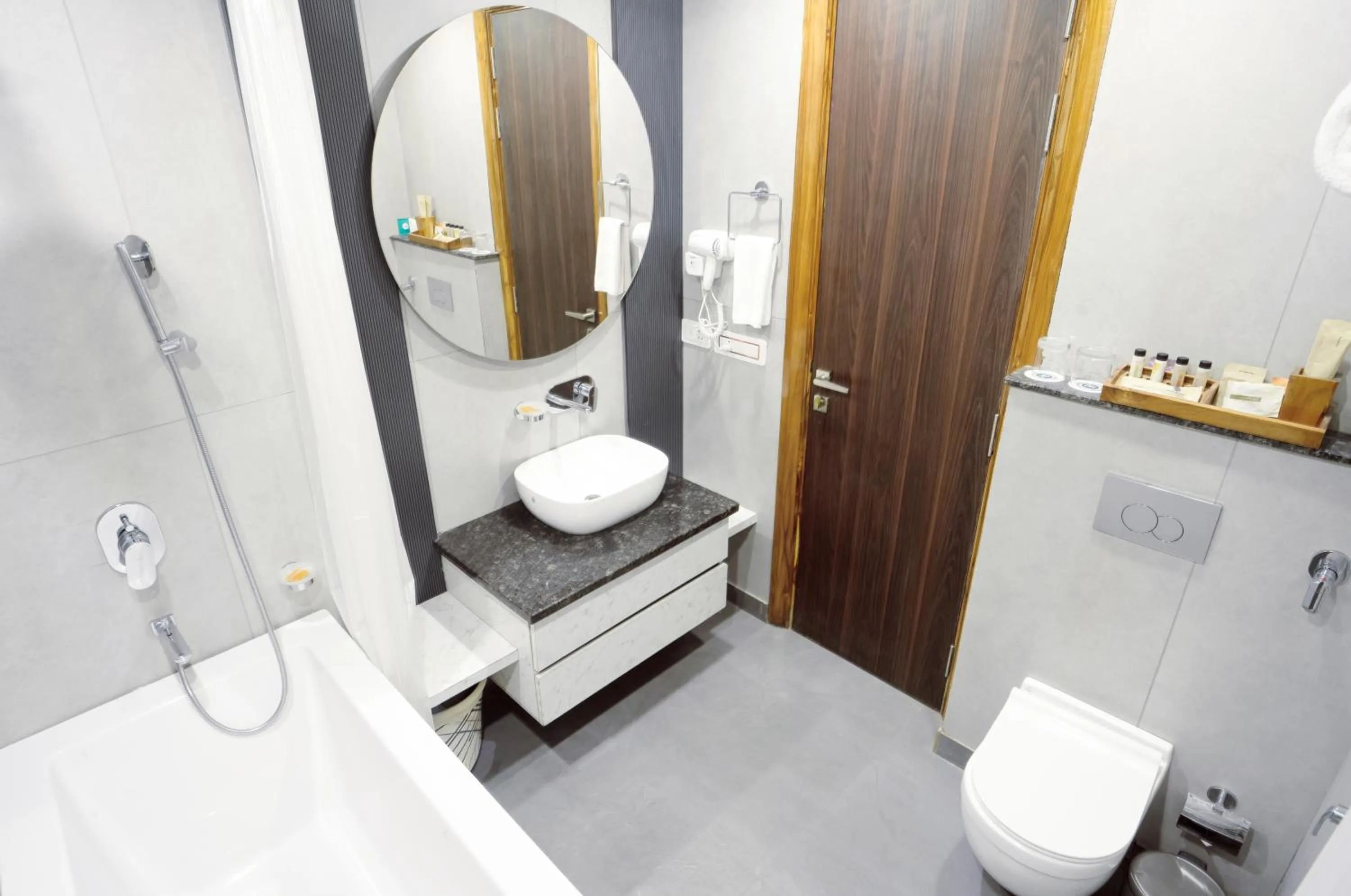 Bathroom in Dhauladhar Heights Resort