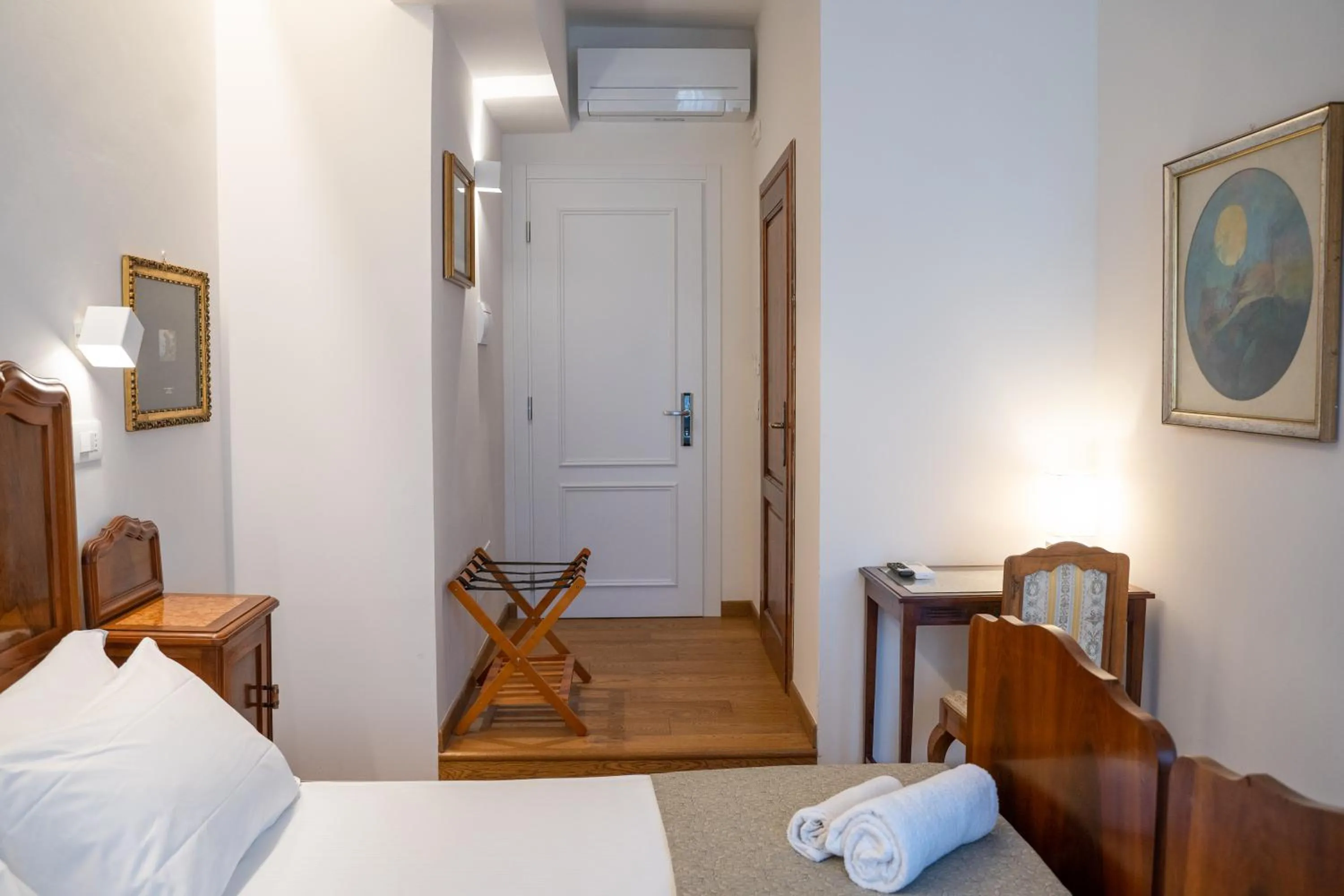 Photo of the whole room, Bed in Residenza degli Speziali