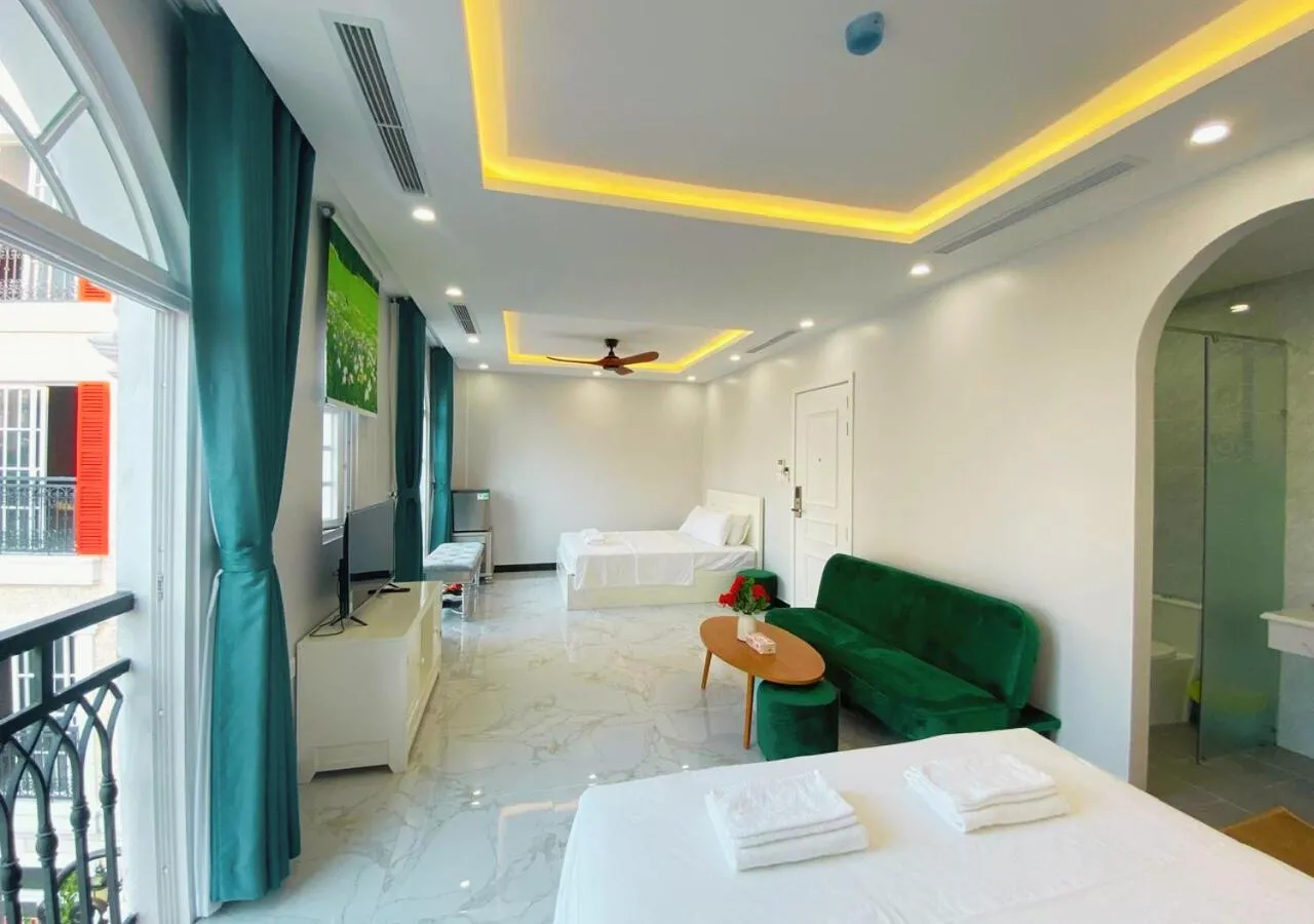 Photo of the whole room, Bed in Moonlight Hotel Phu Quoc