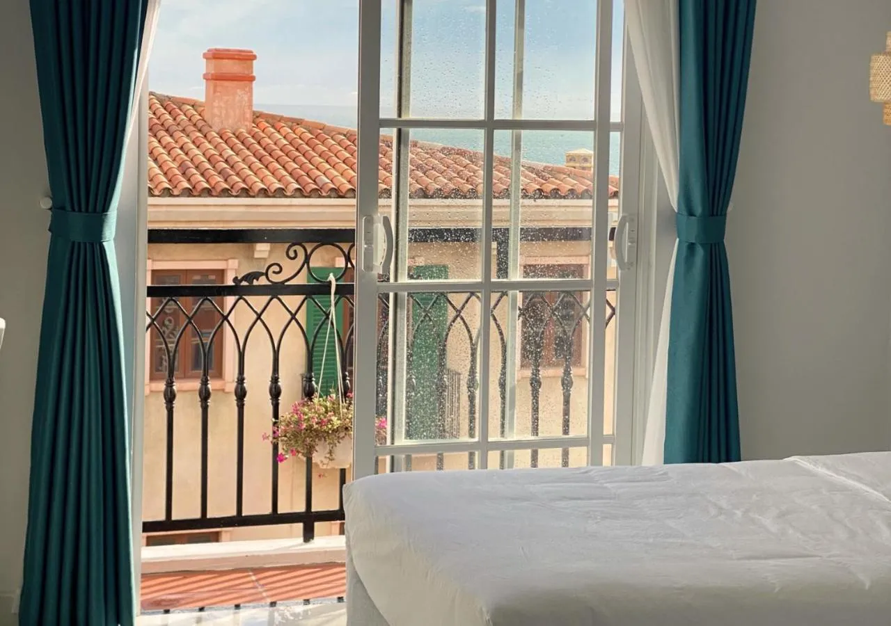 View (from property/room), Bed in Moonlight Hotel Phu Quoc