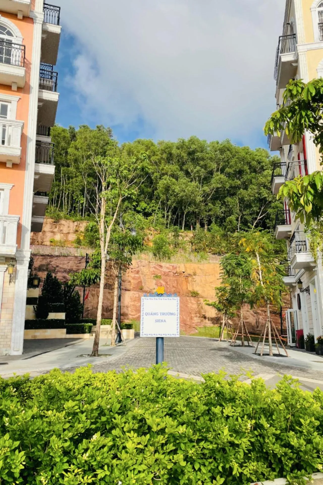 Property building in Moonlight Hotel Phu Quoc