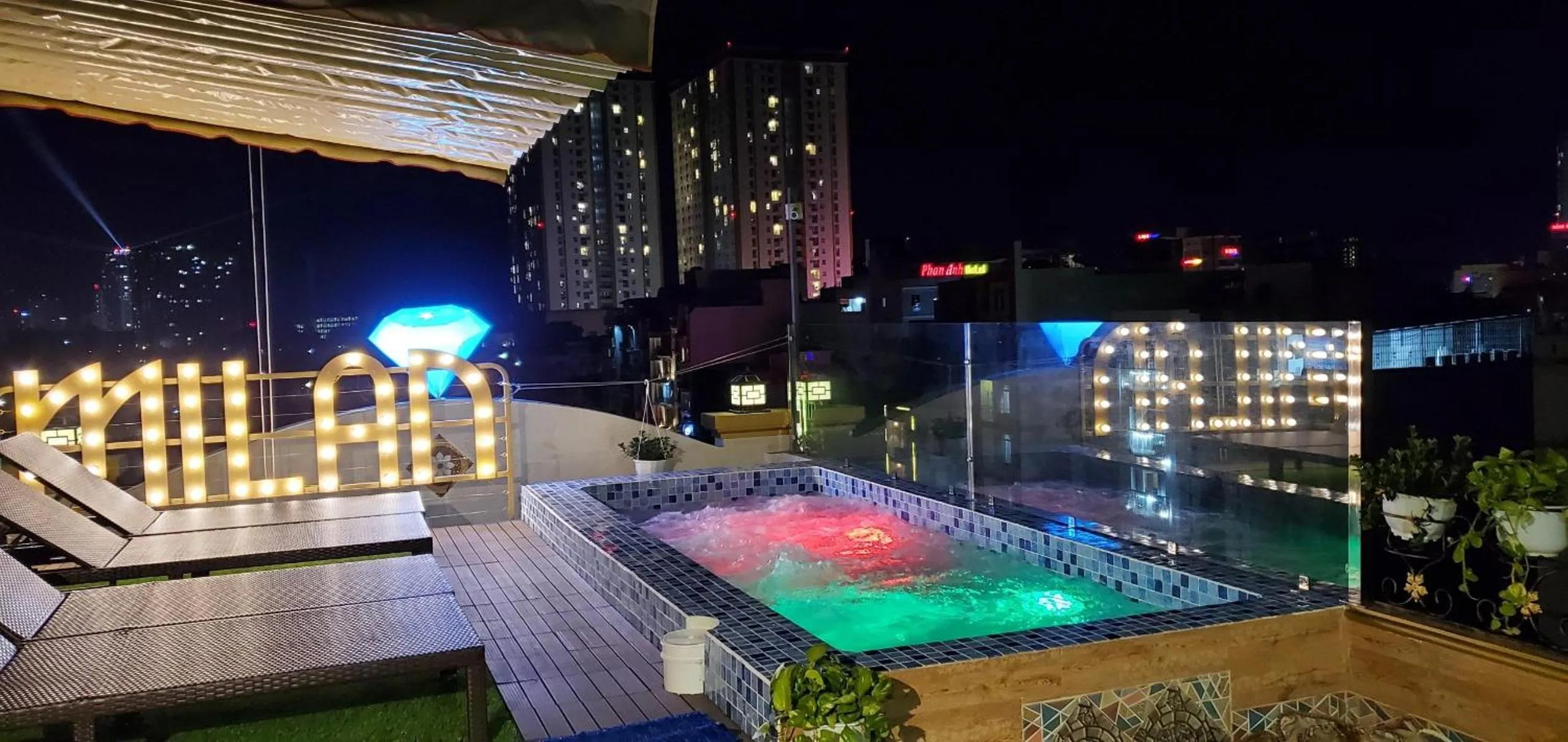 Night in Milan Diamond Hotel