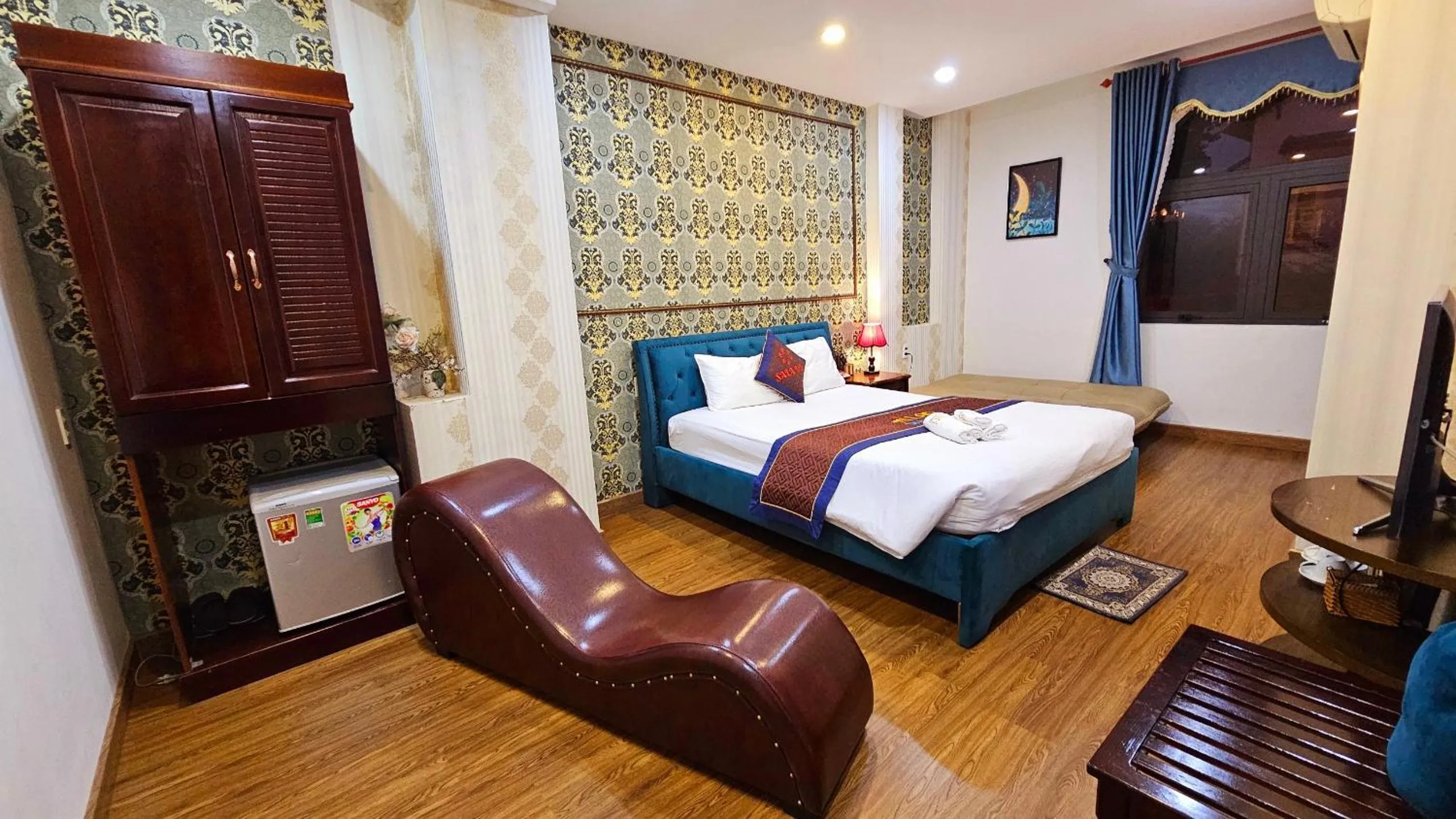 Photo of the whole room, Bed in Milan Diamond Hotel