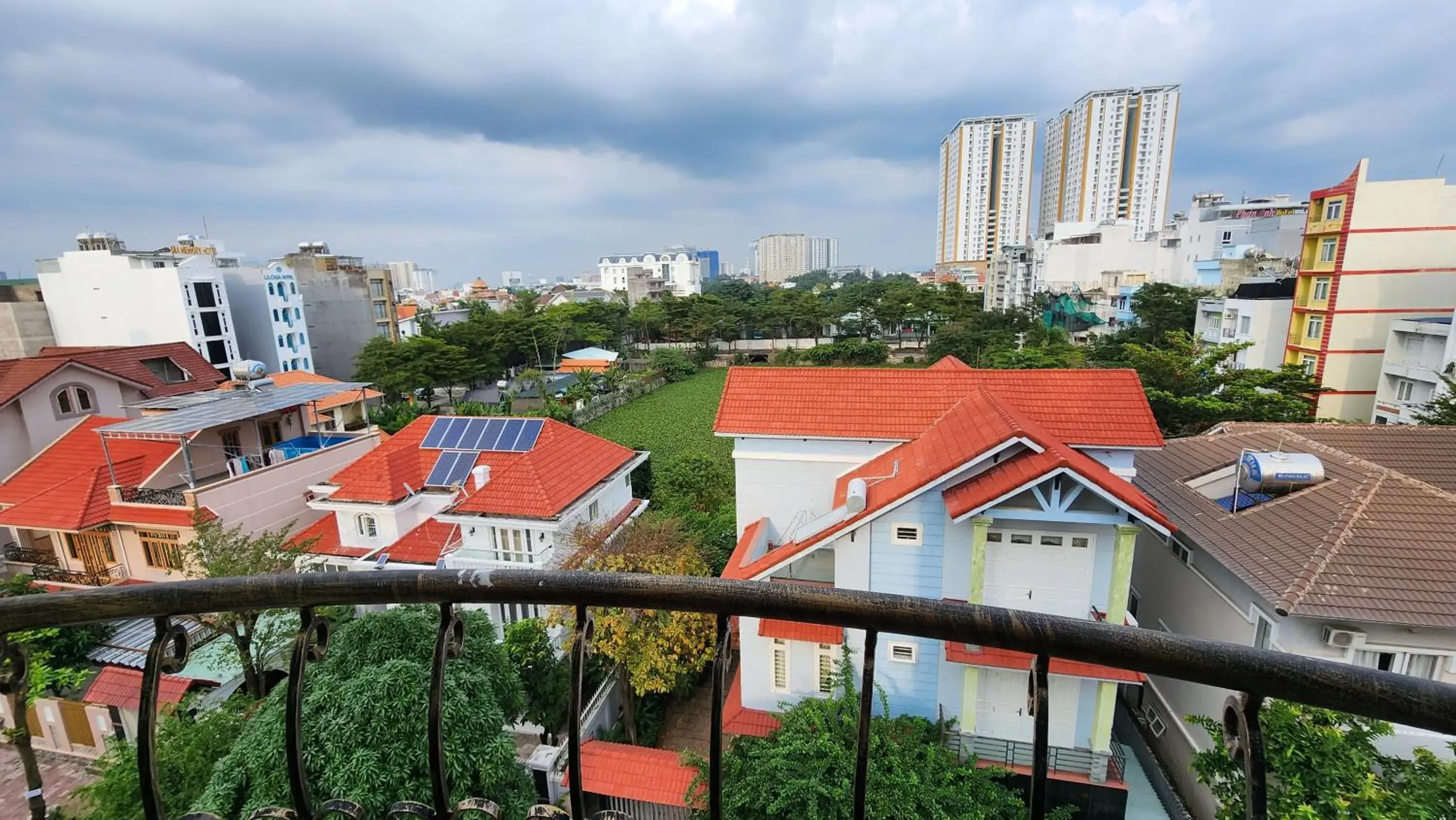 City view in Milan Diamond Hotel City view in Milan Diamond Hotel