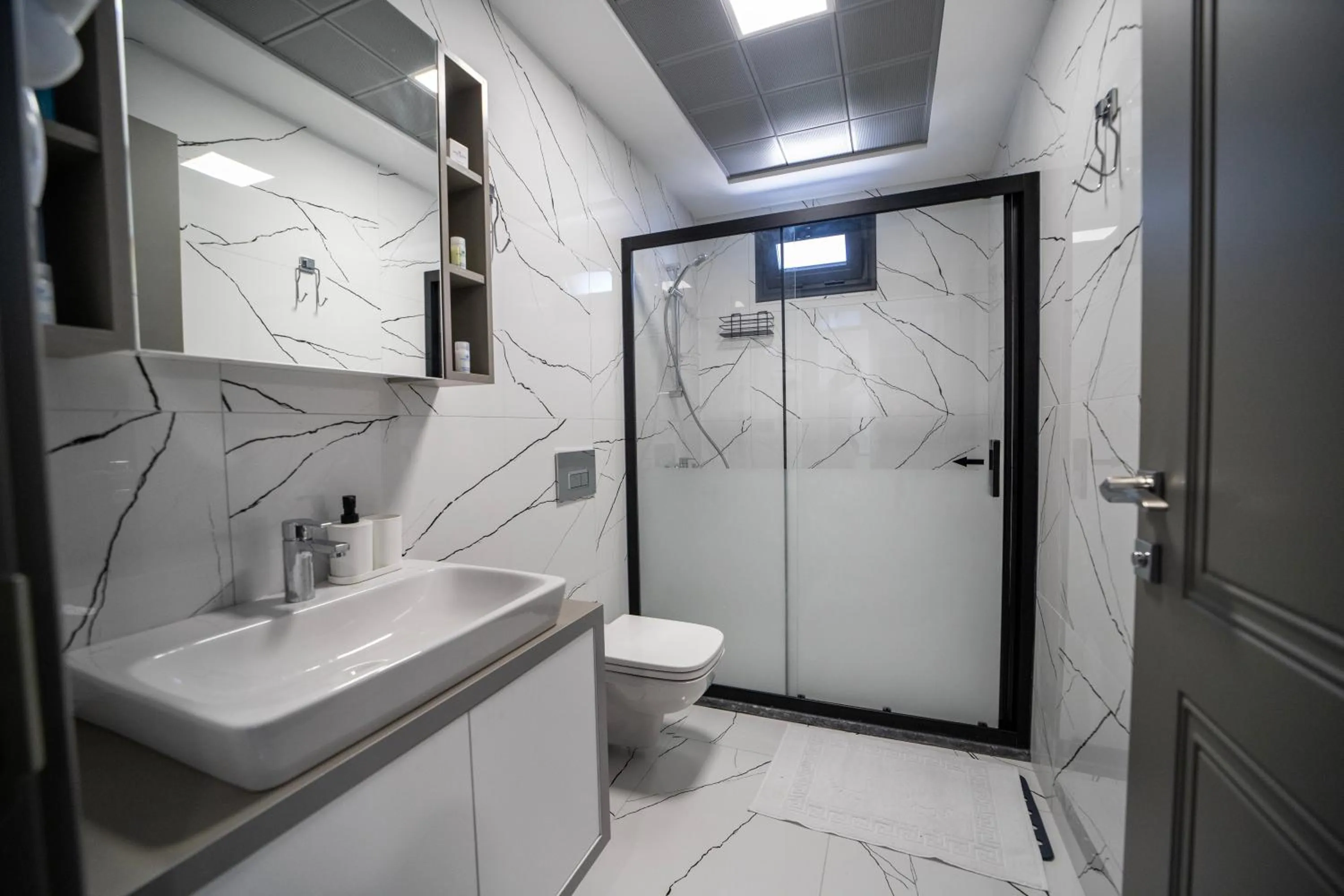 Shower in Artan Suites Tatil Evleri