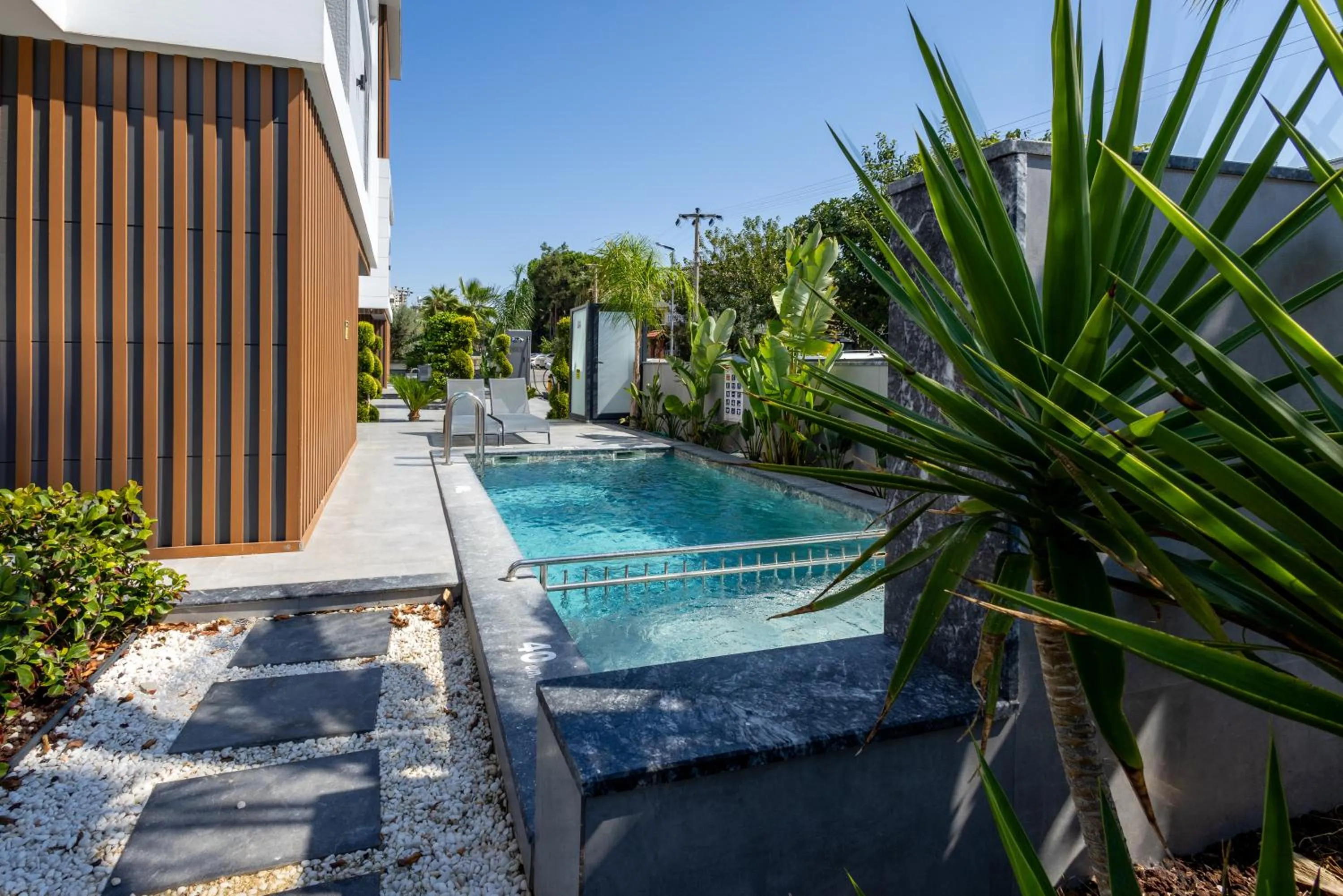 Pool view in Artan Suites Tatil Evleri