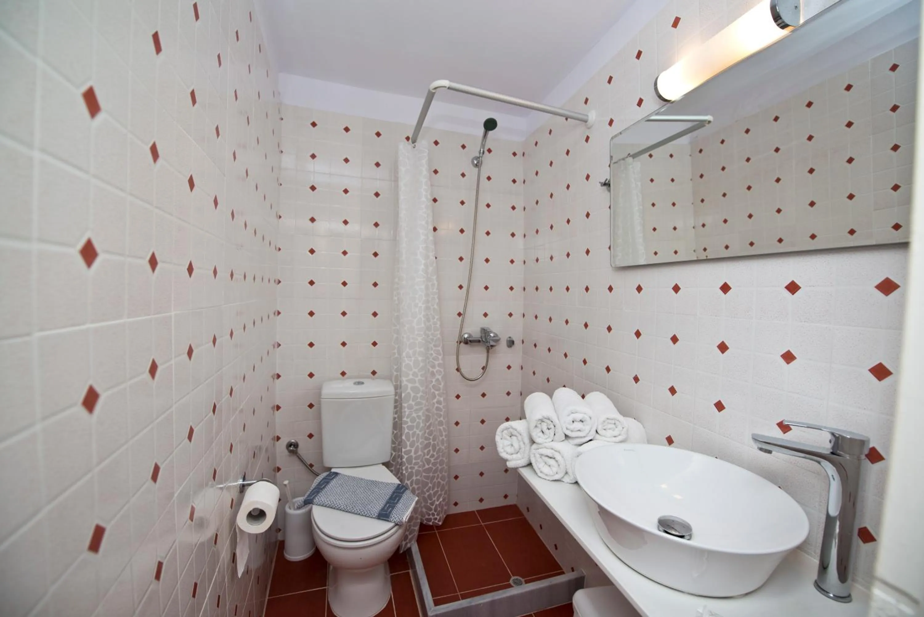 Bathroom in Karboni Hotel