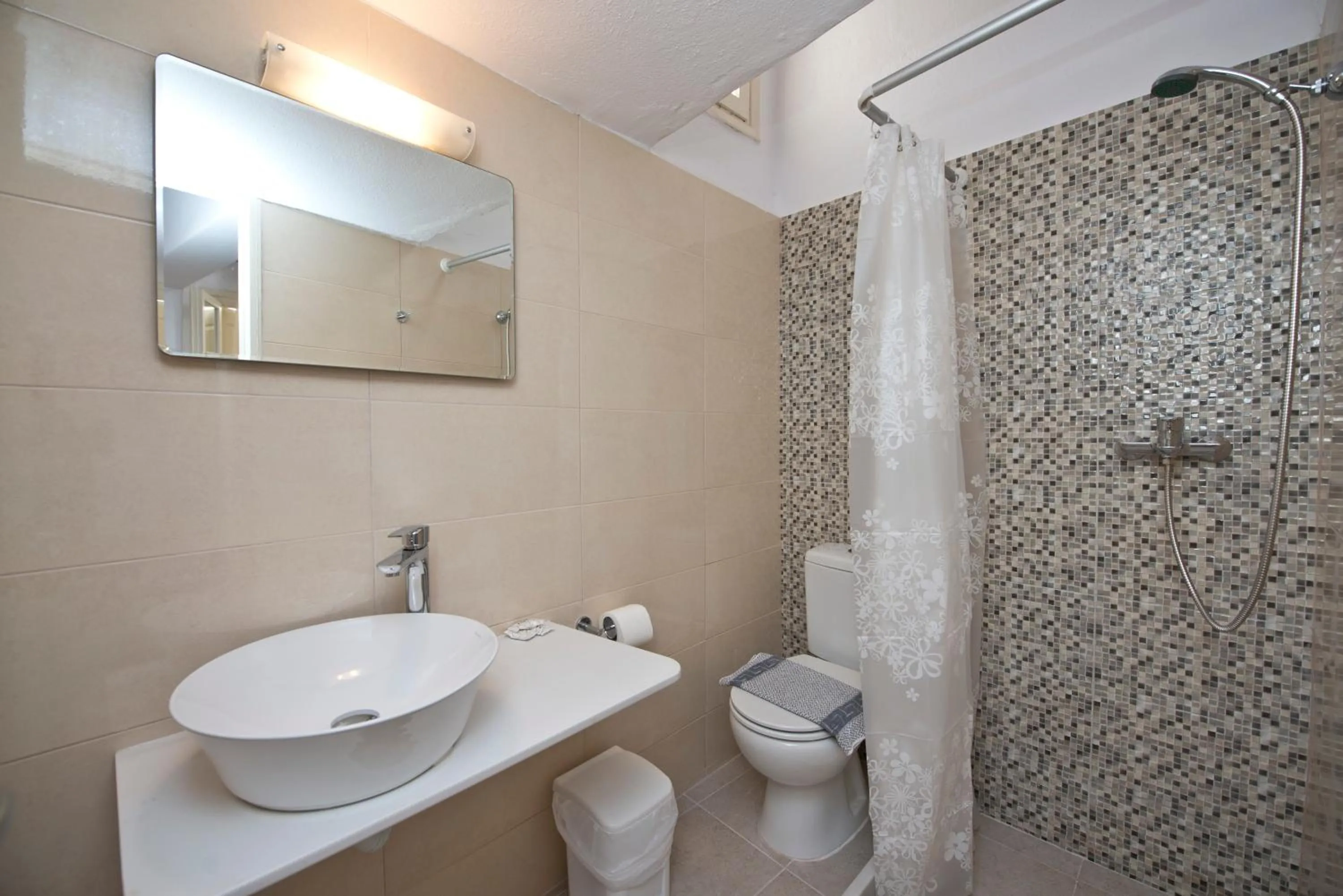 Bathroom in Karboni Hotel