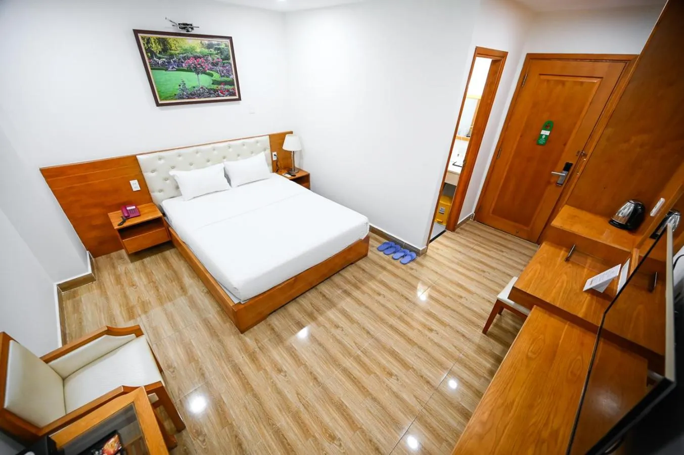 hair dresser, Bed in Vivian Airport Hotel Saigon