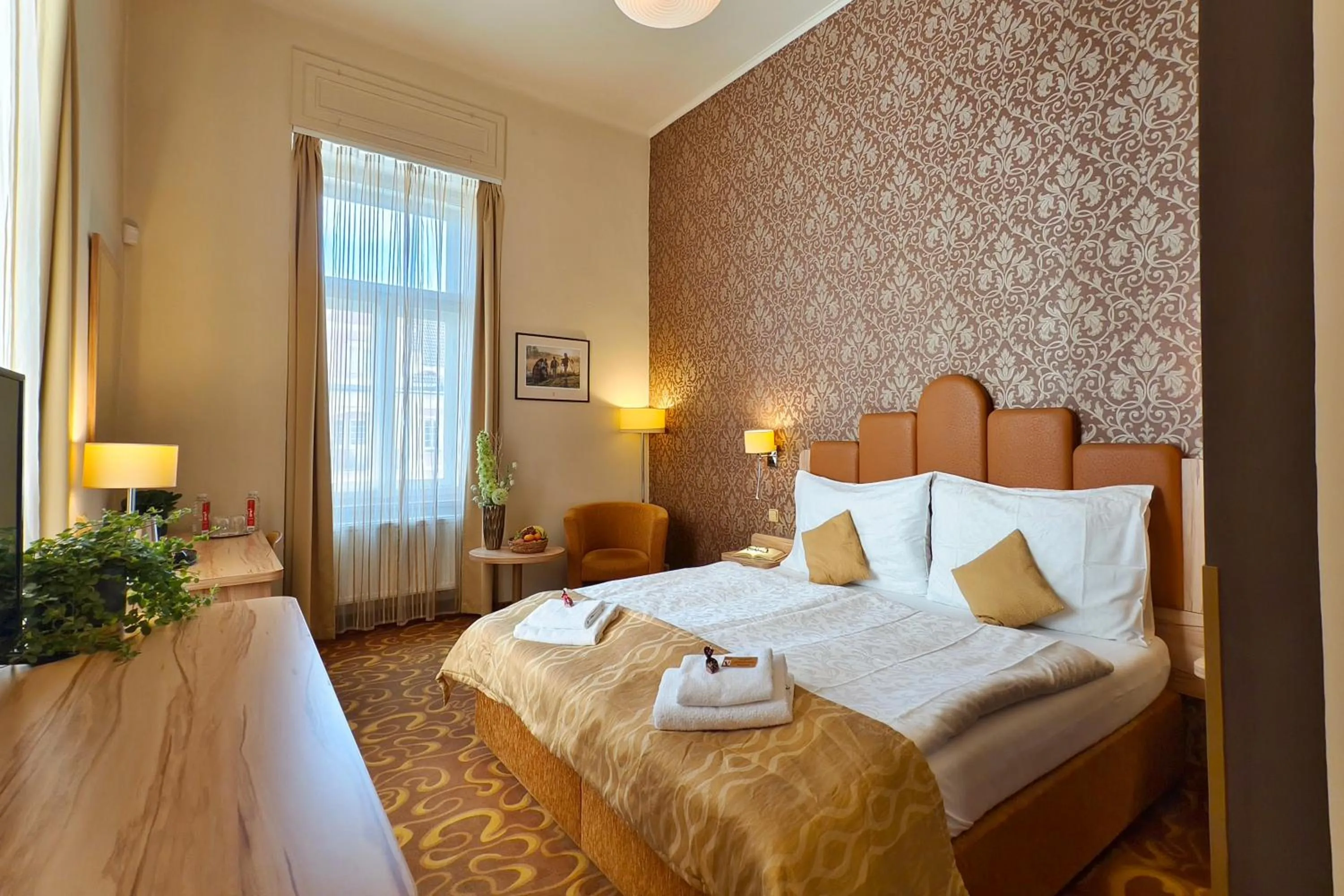 Bed in Hotel Zlatá Včela