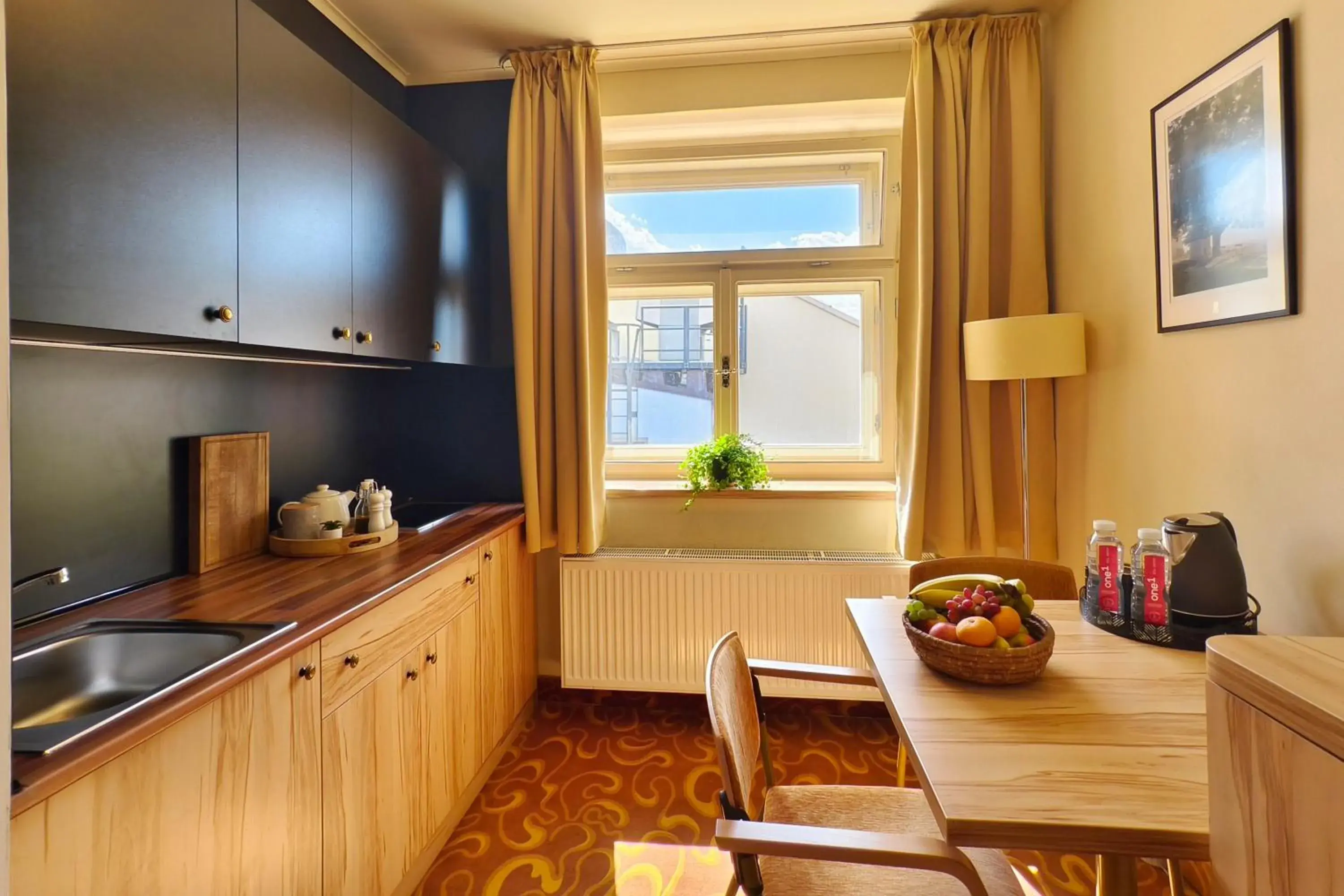 Superior Quadruple Room - single occupancy in Hotel Zlatá Včela Superior Quadruple Room - single occupancy in Hotel Zlatá Včela