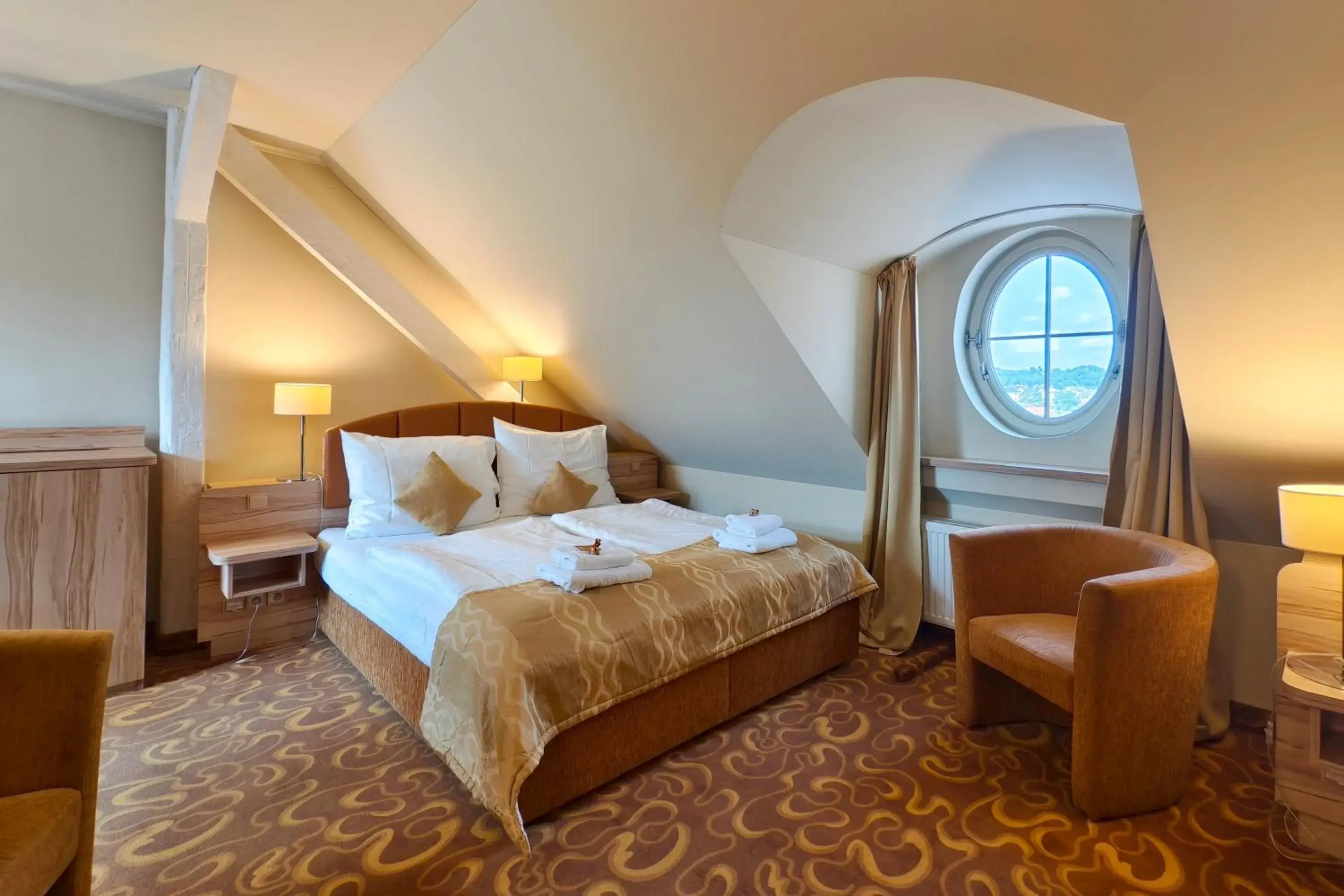 Family Room with Bath - single occupancy in Hotel Zlatá Včela Family Room with Bath - single occupancy in Hotel Zlatá Včela