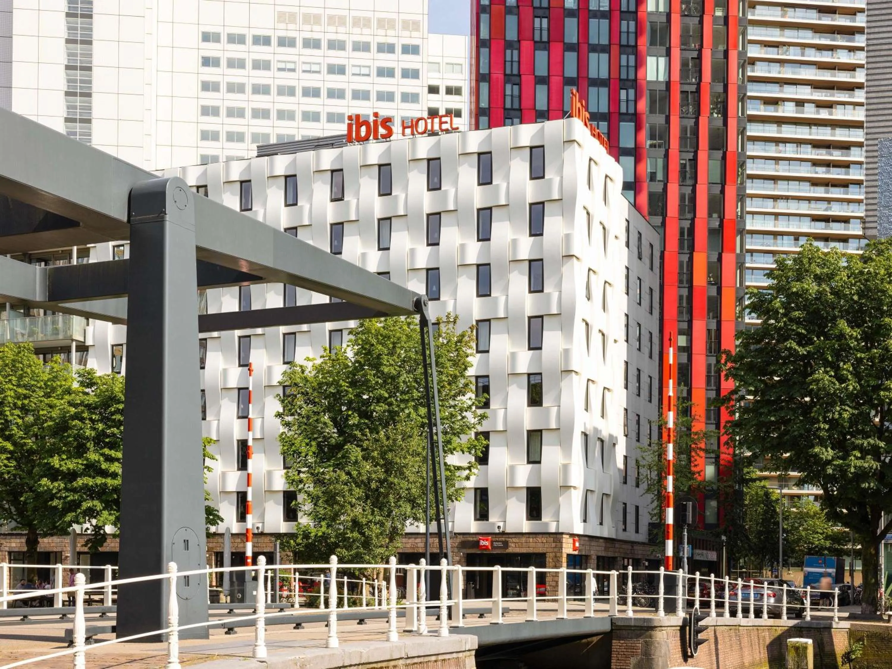 Property building in ibis Rotterdam City Centre