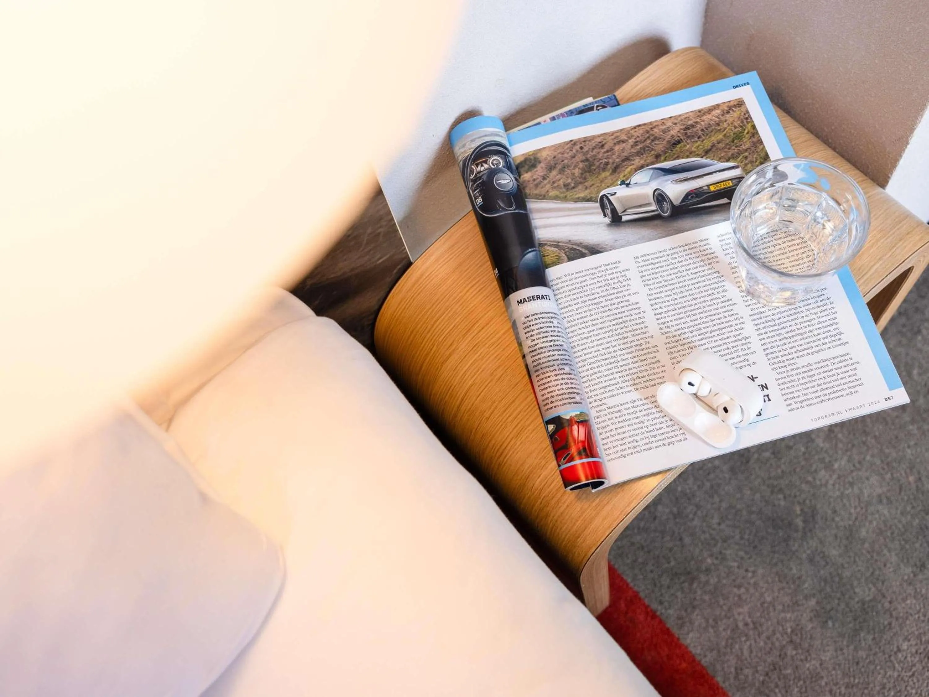 Bedroom in ibis Rotterdam City Centre