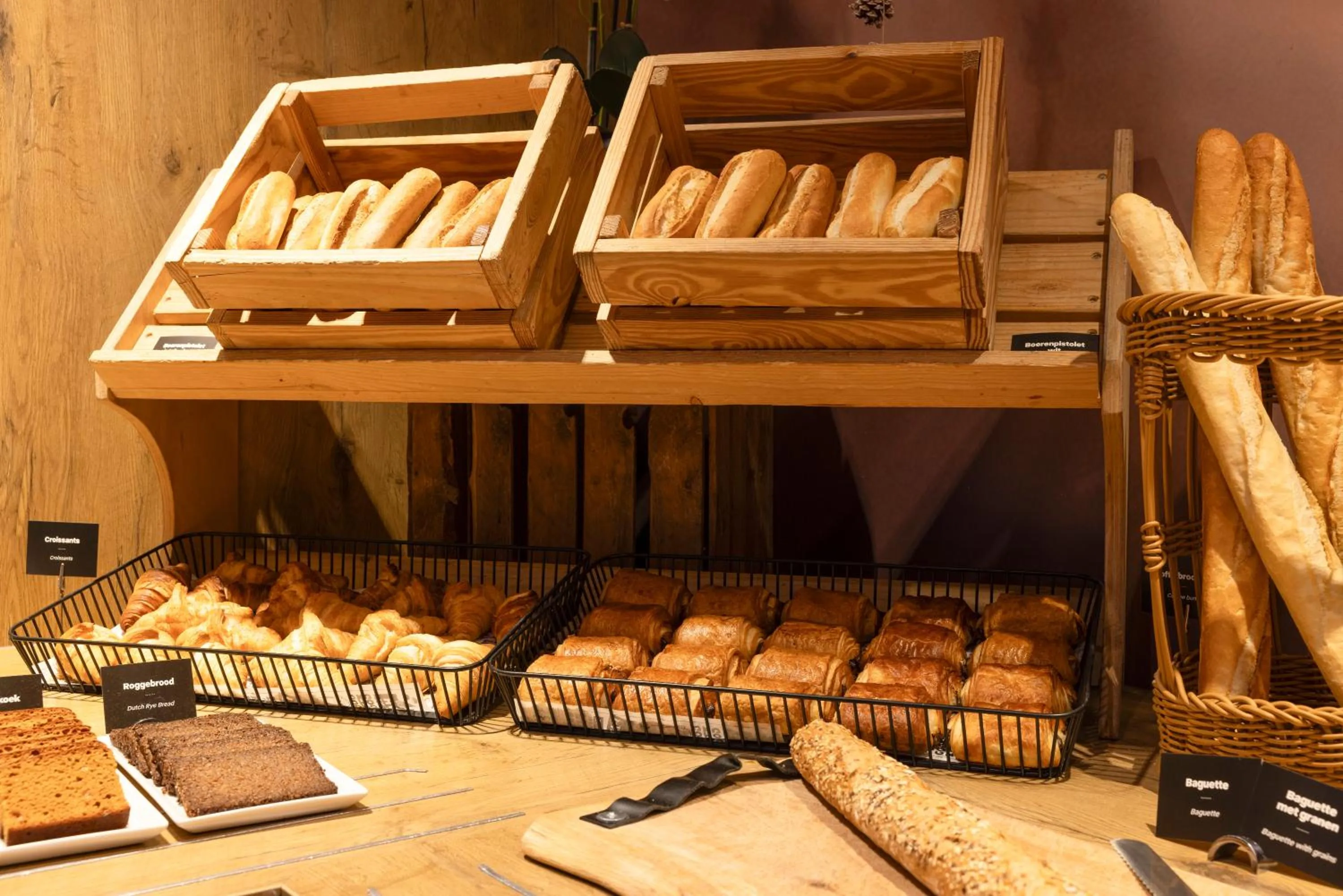 Food and drinks in ibis Rotterdam City Centre