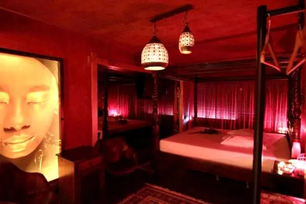 Bed in The Crystal Blue Hotel