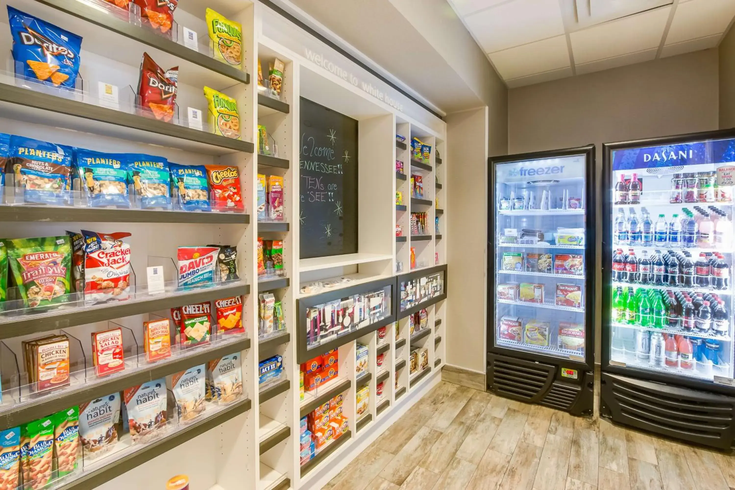 Restaurant/places to eat in Hampton Inn White House Restaurant/places to eat in Hampton Inn White House