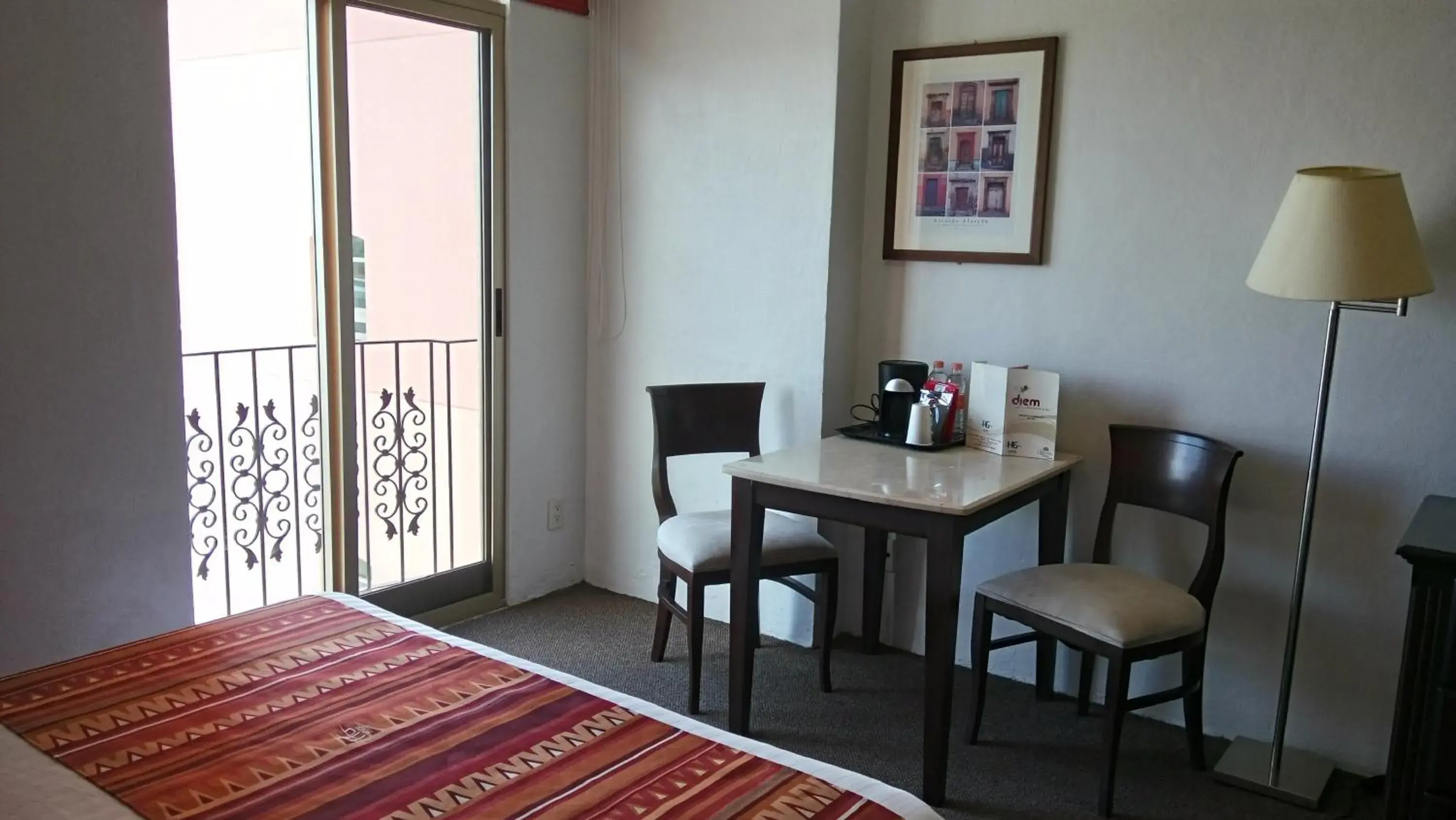 Coffee/tea facilities, Bed in HG Hotel Coffee/tea facilities, Bed in HG Hotel