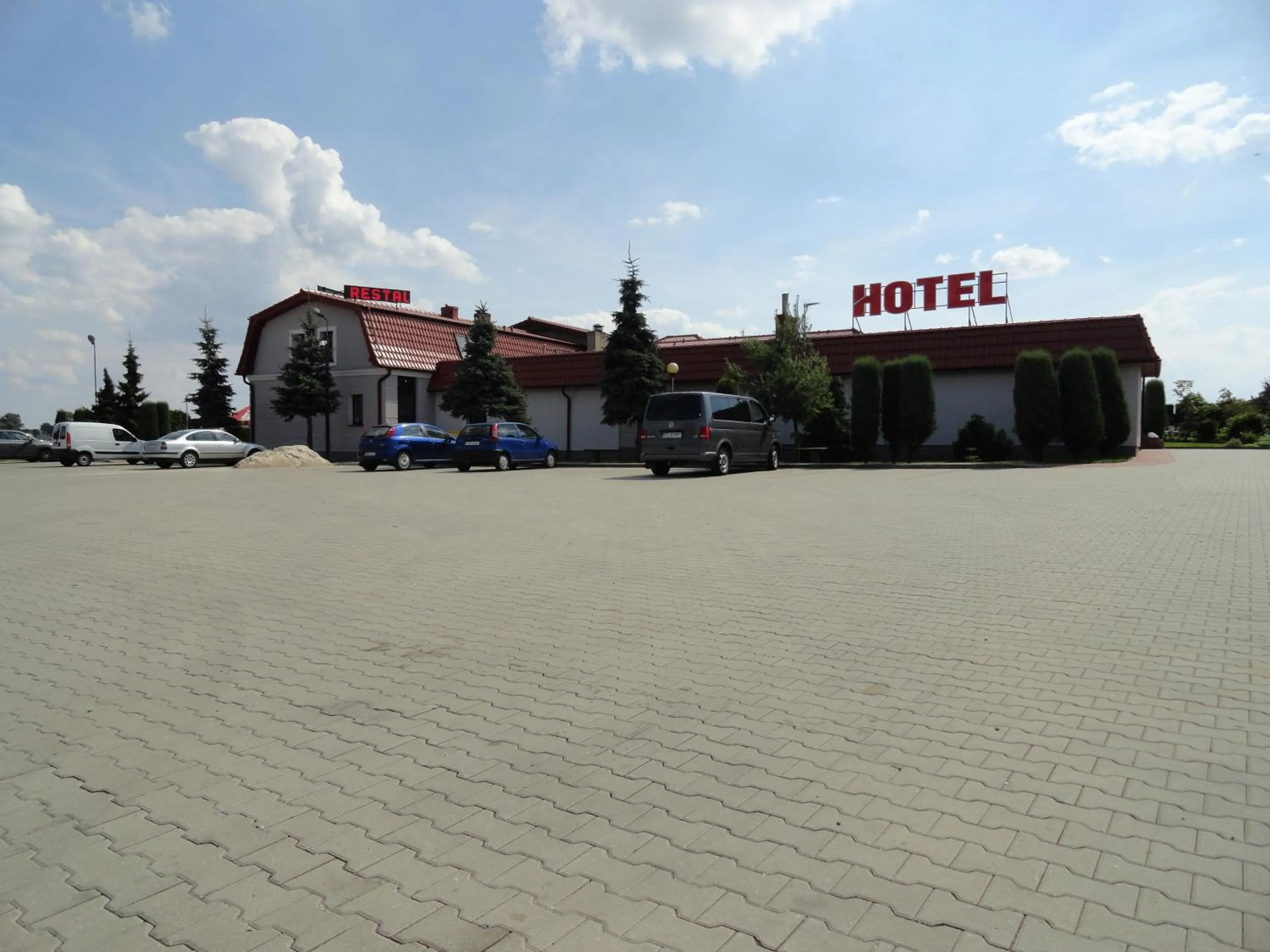 Facade/entrance in Hotel Wielkopolanka
