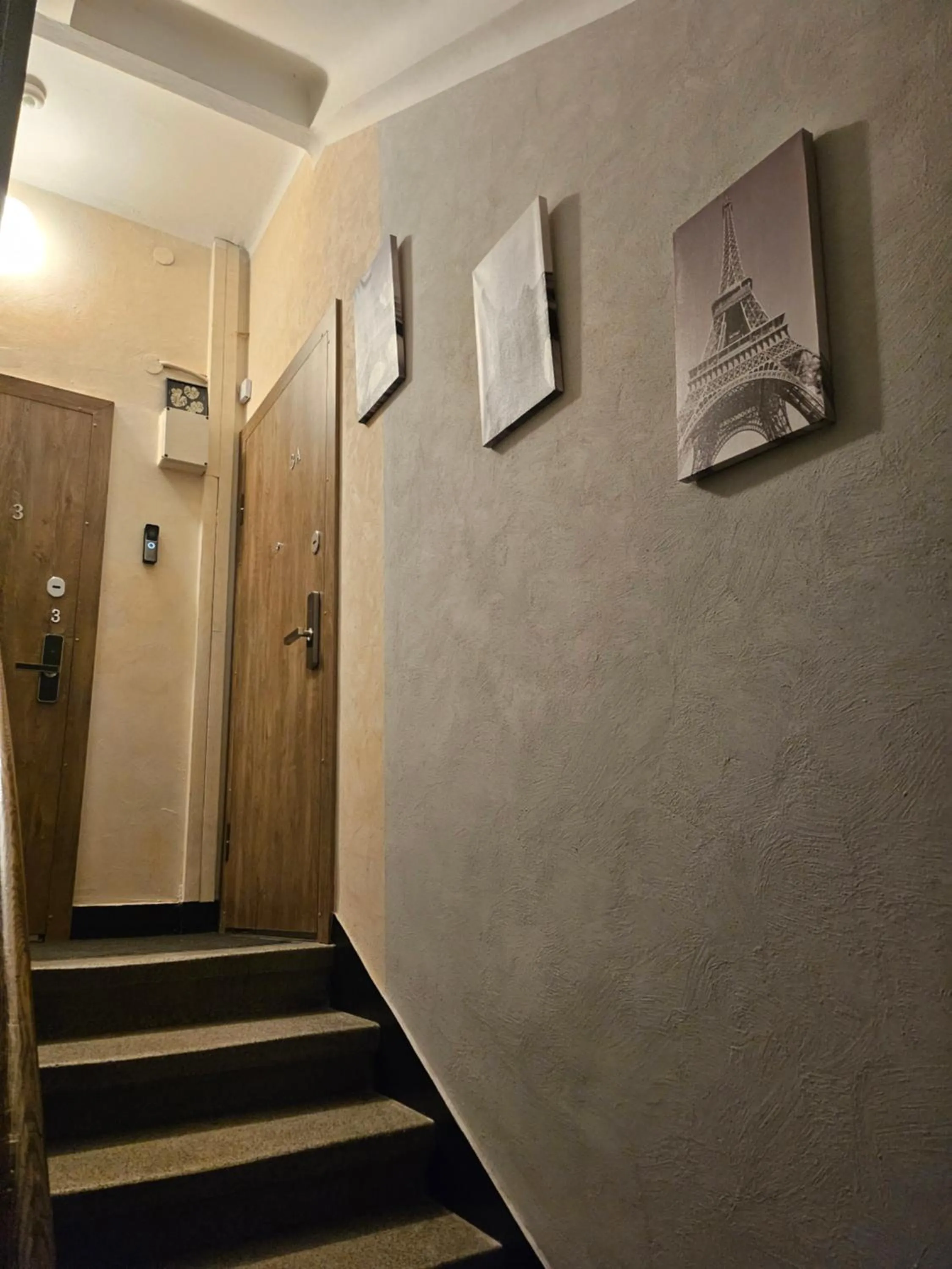 Property building in Kauno apartamentai king size bed