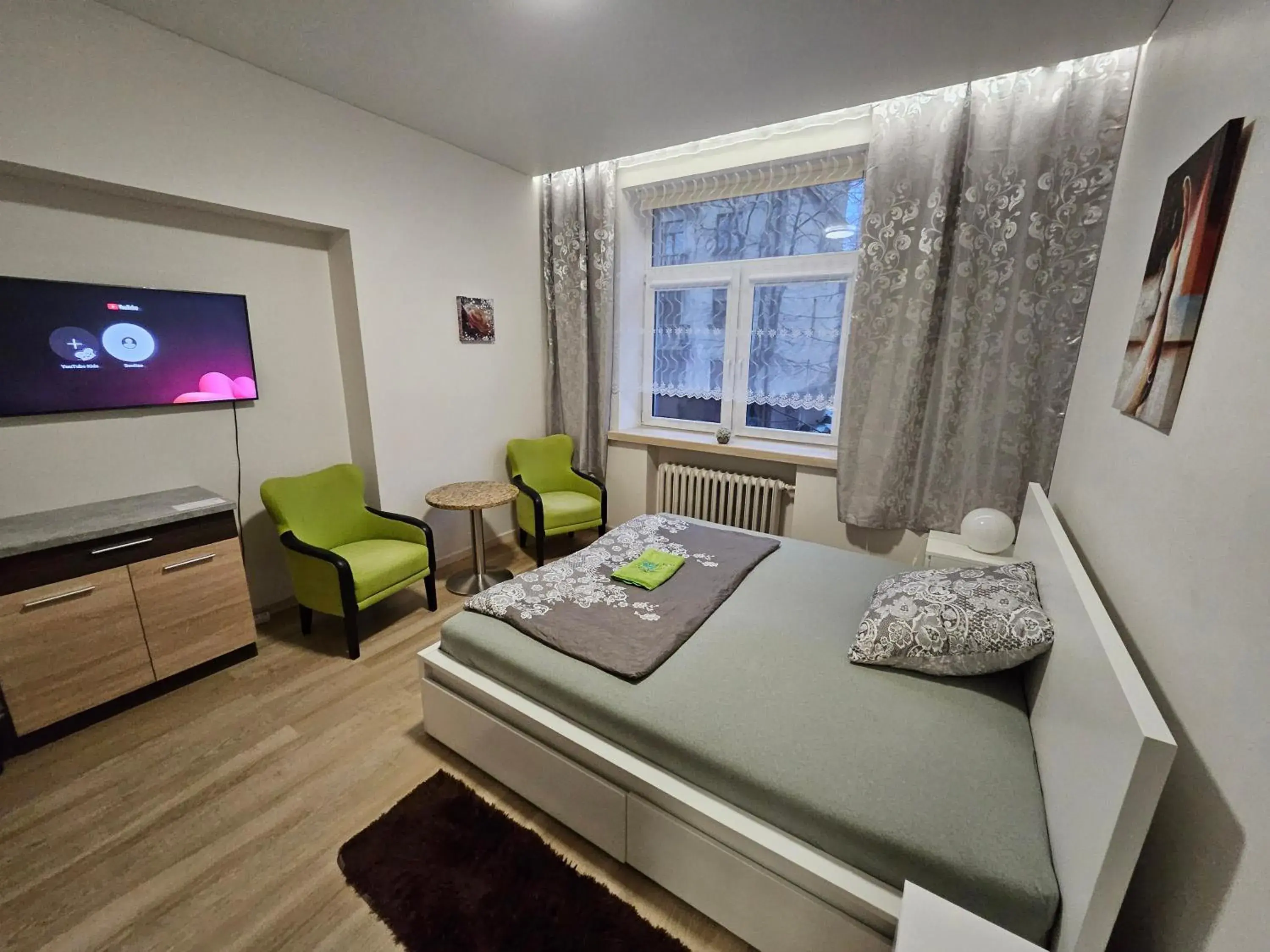 Kauno apartamentai king size bed Kauno apartamentai king size bed