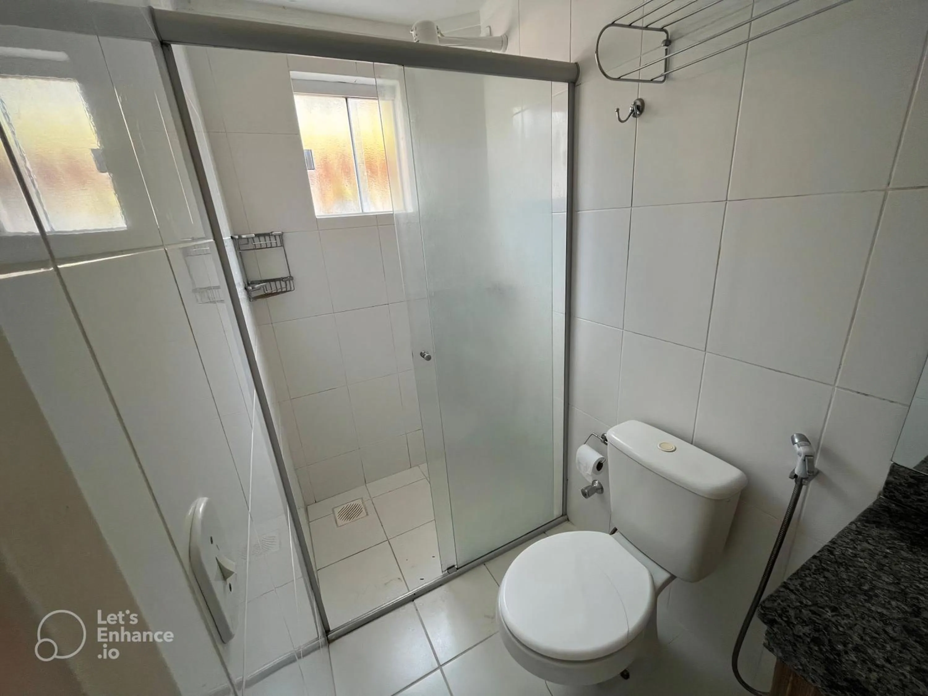 Shower in Lacqua diRoma Caldas Novas