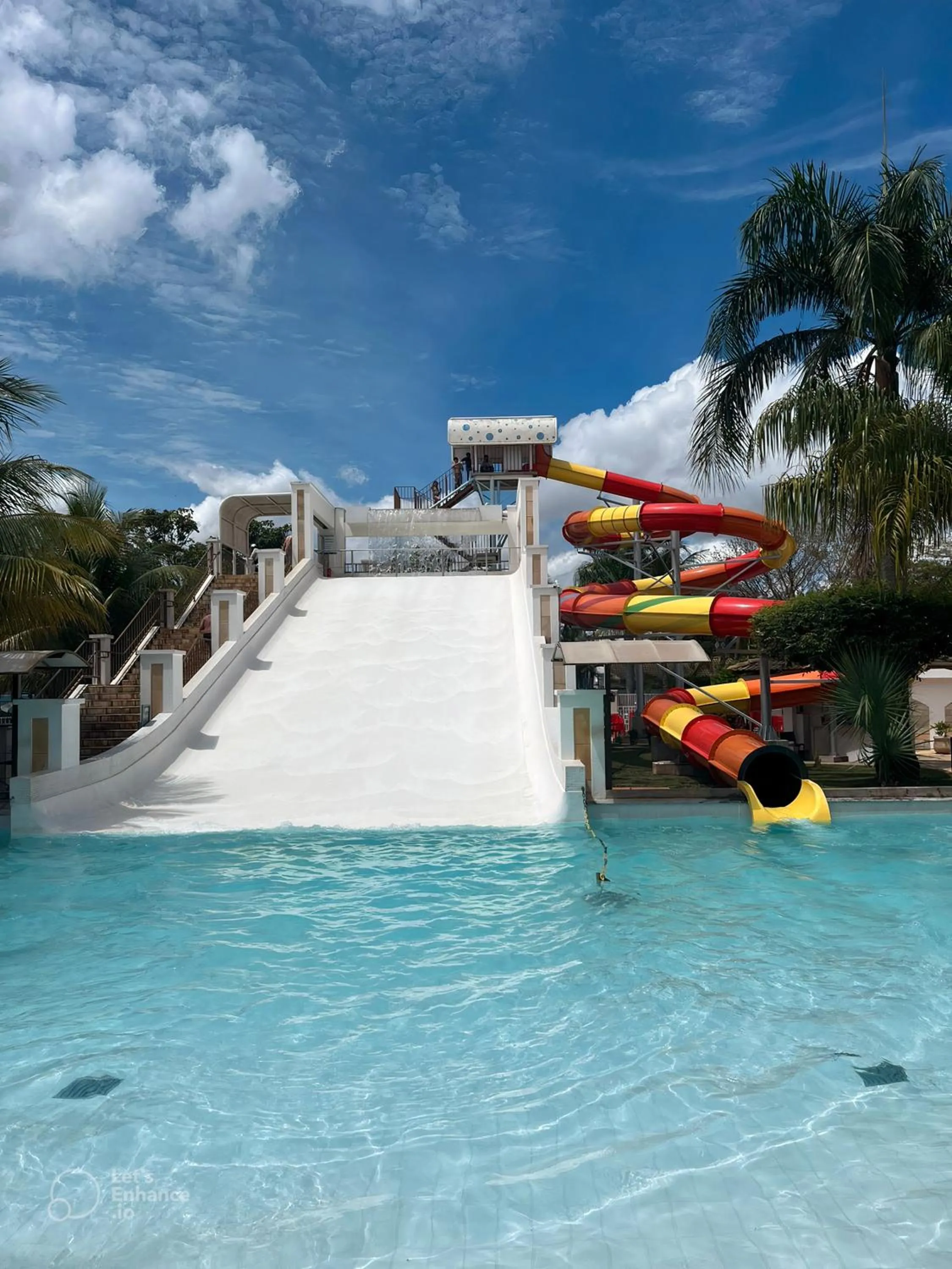 Property building in Lacqua diRoma Caldas Novas