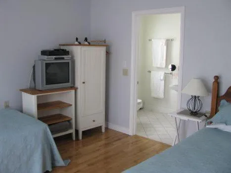 TV and multimedia, Bed in Tulloch Inn & Gifts