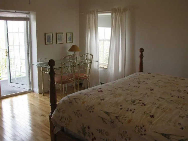 Bed in Tulloch Inn & Gifts