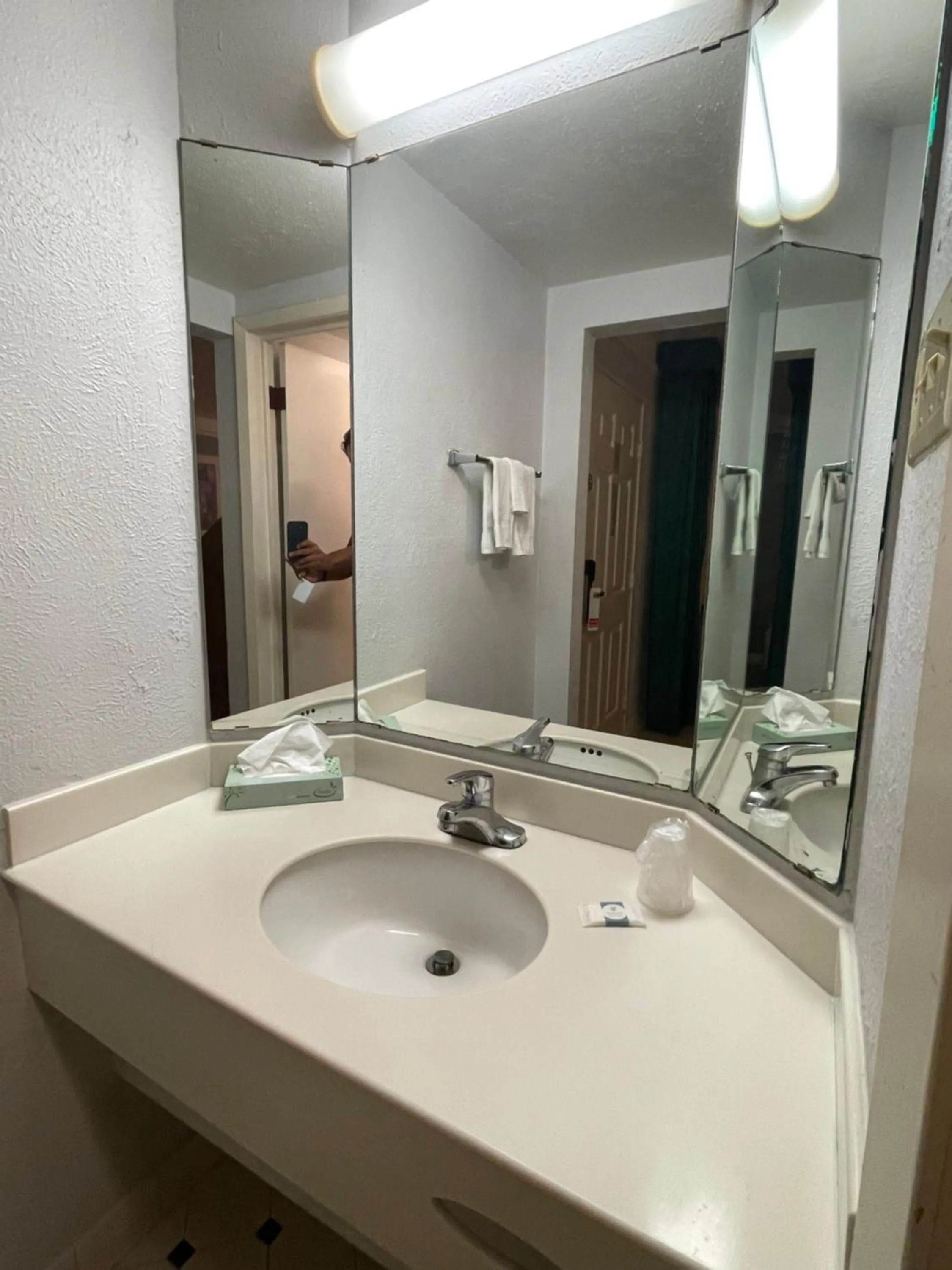 America's Inn Houston