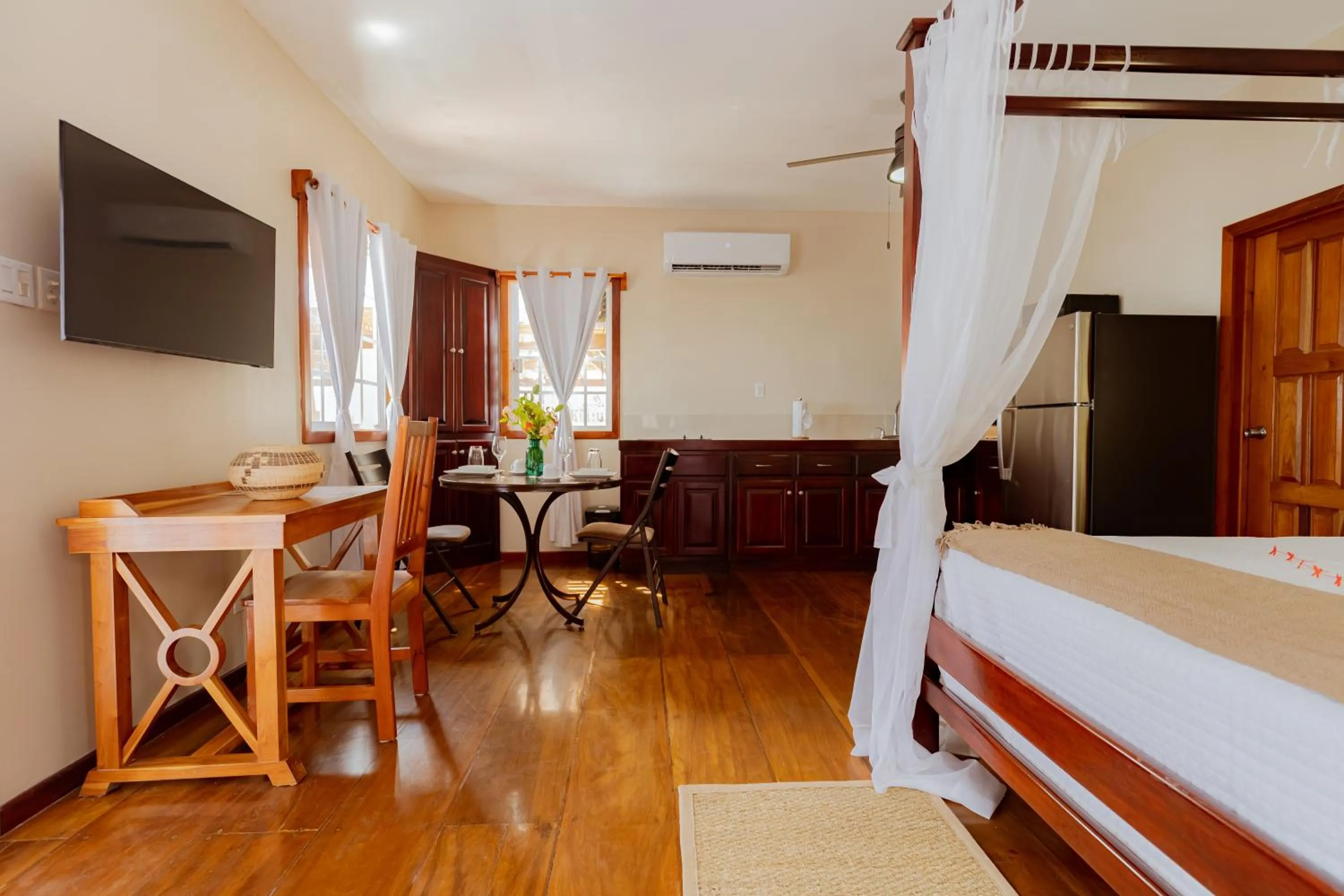 Bed in Hidden Jewel Boutique Hotel