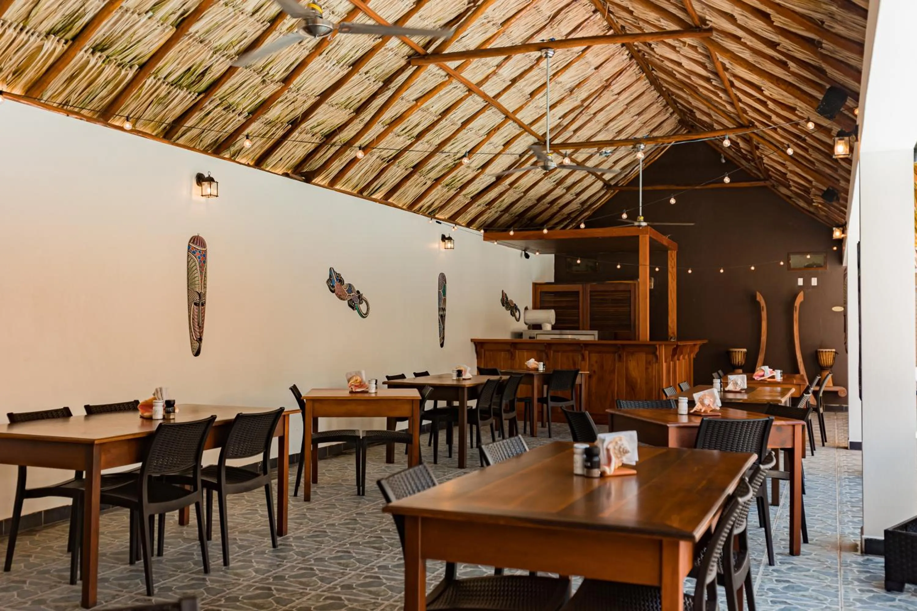 Restaurant/places to eat in Hidden Jewel Boutique Hotel