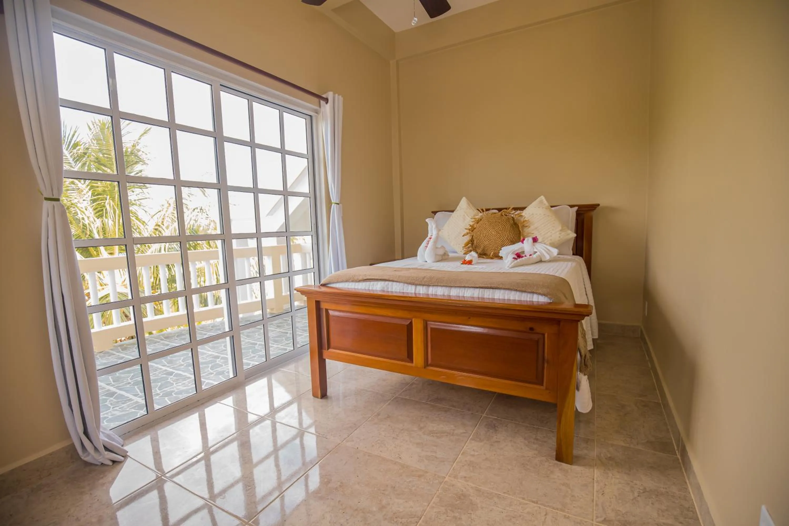 Bed in Hidden Jewel Boutique Hotel