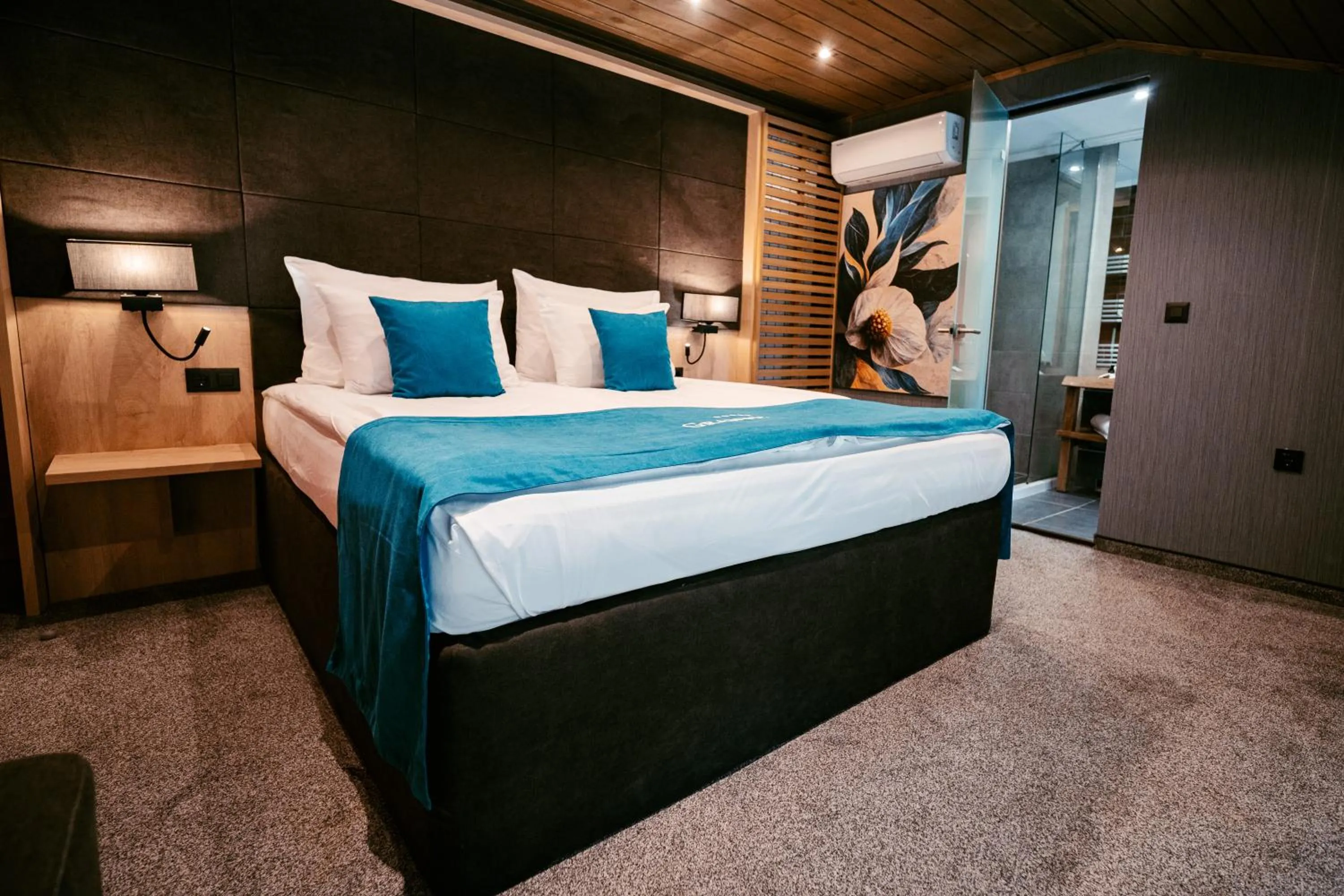 Bed in Grande Vista Resort & Spa