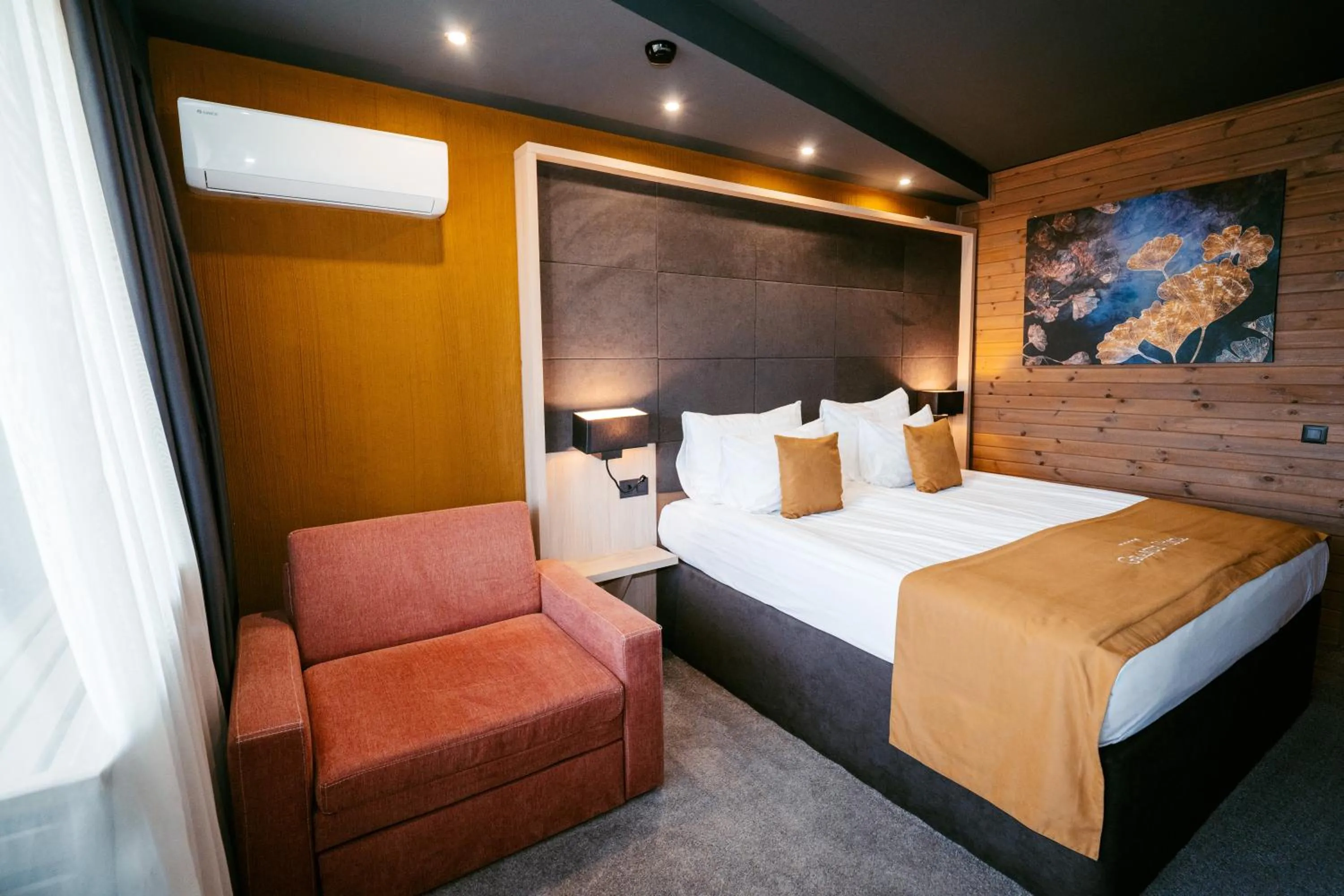 Bed in Grande Vista Resort & Spa