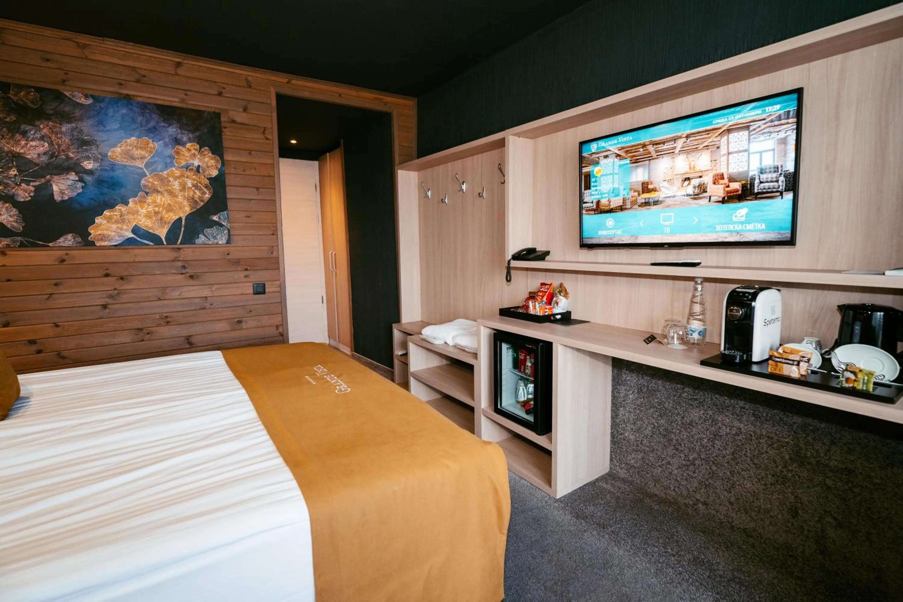 Bed in Grande Vista Resort & Spa