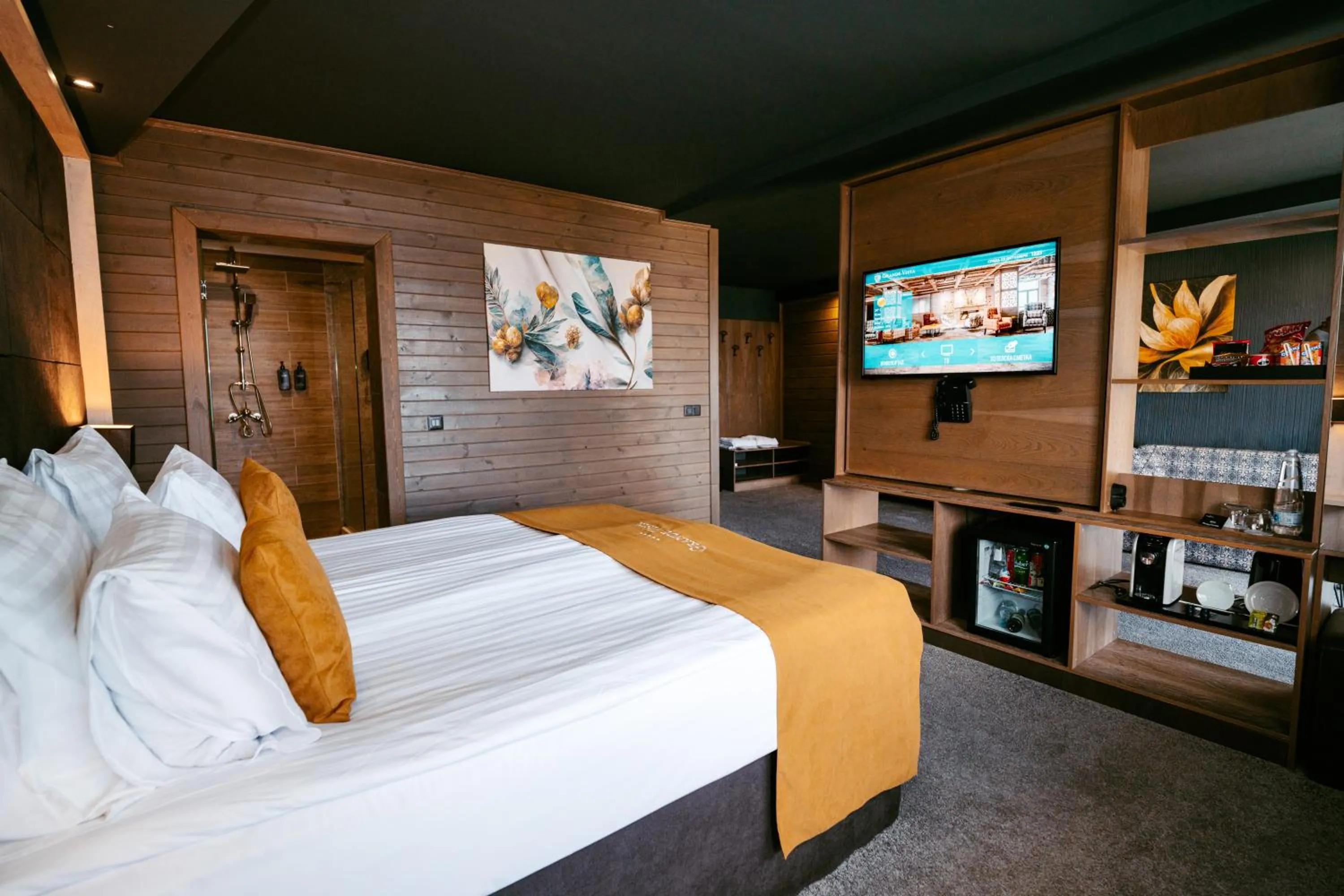 Bed in Grande Vista Resort & Spa