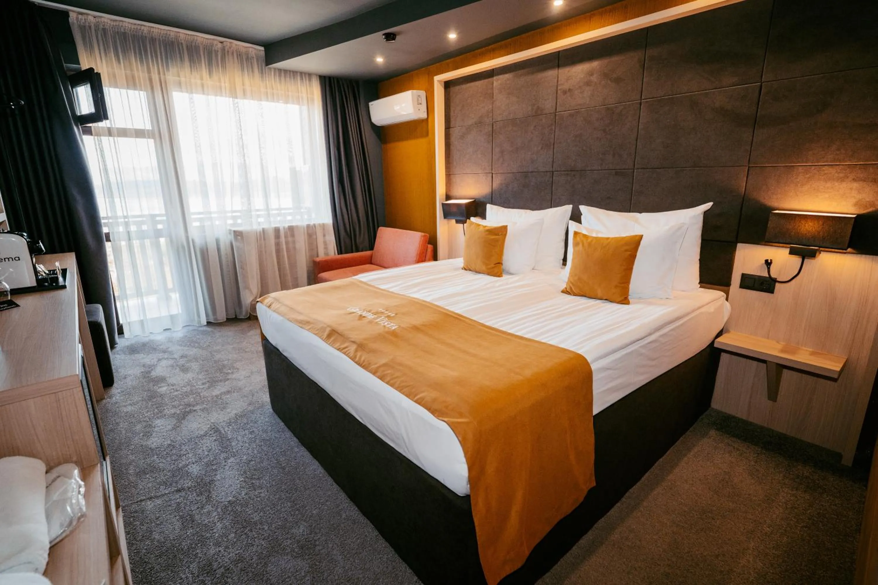 Bed in Grande Vista Resort & Spa