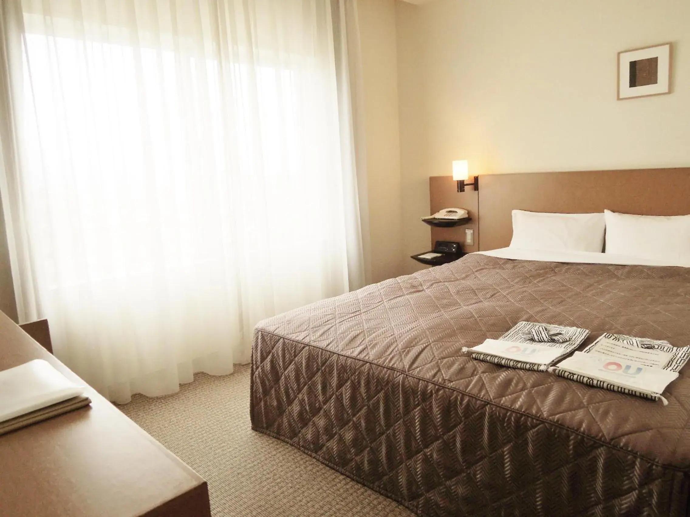 Standard Double Room - single occupancy - Non-Smoking in OU Hotel Standard Double Room - single occupancy - Non-Smoking in OU Hotel