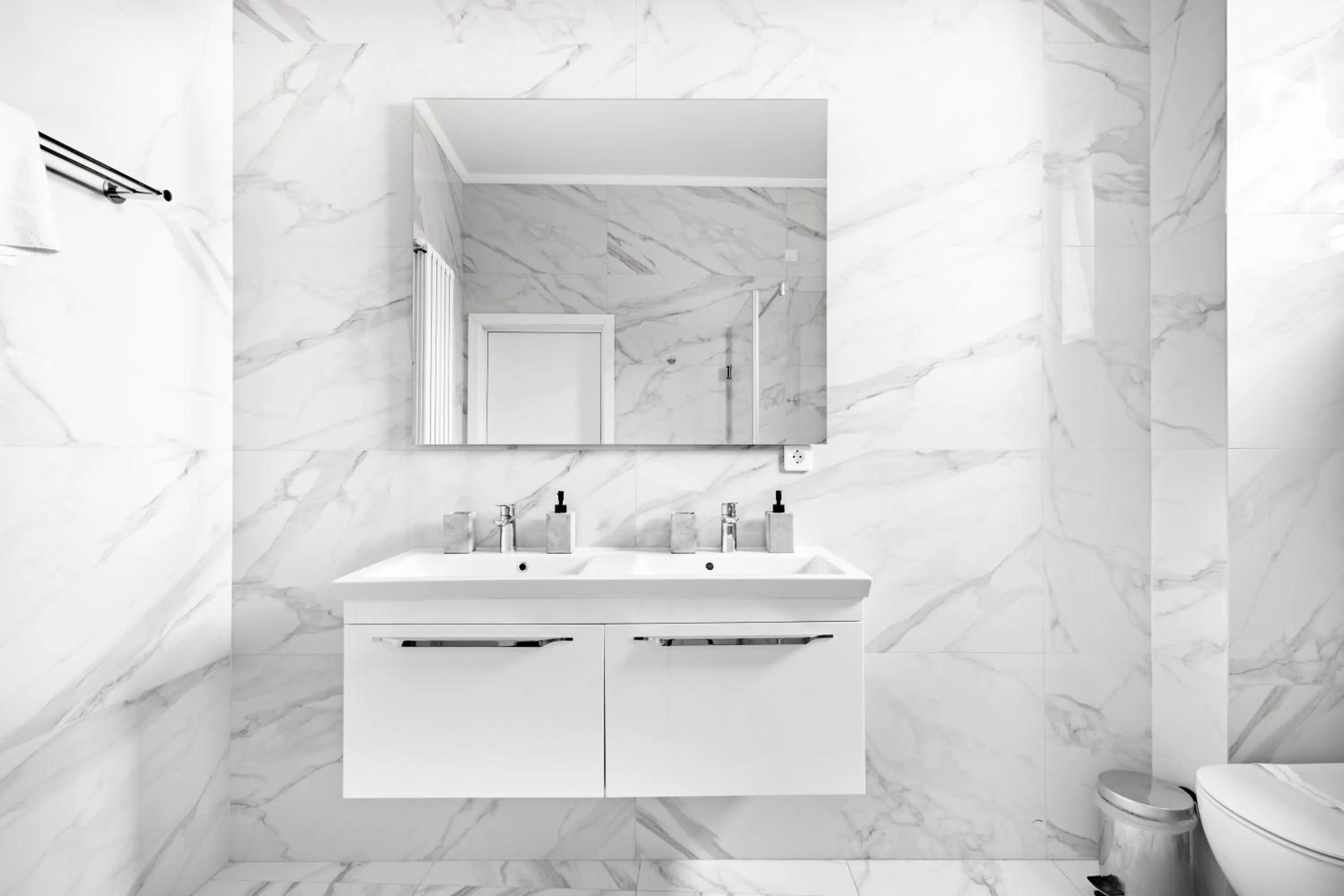 Bathroom in Piccolo Mondo by CityBookings