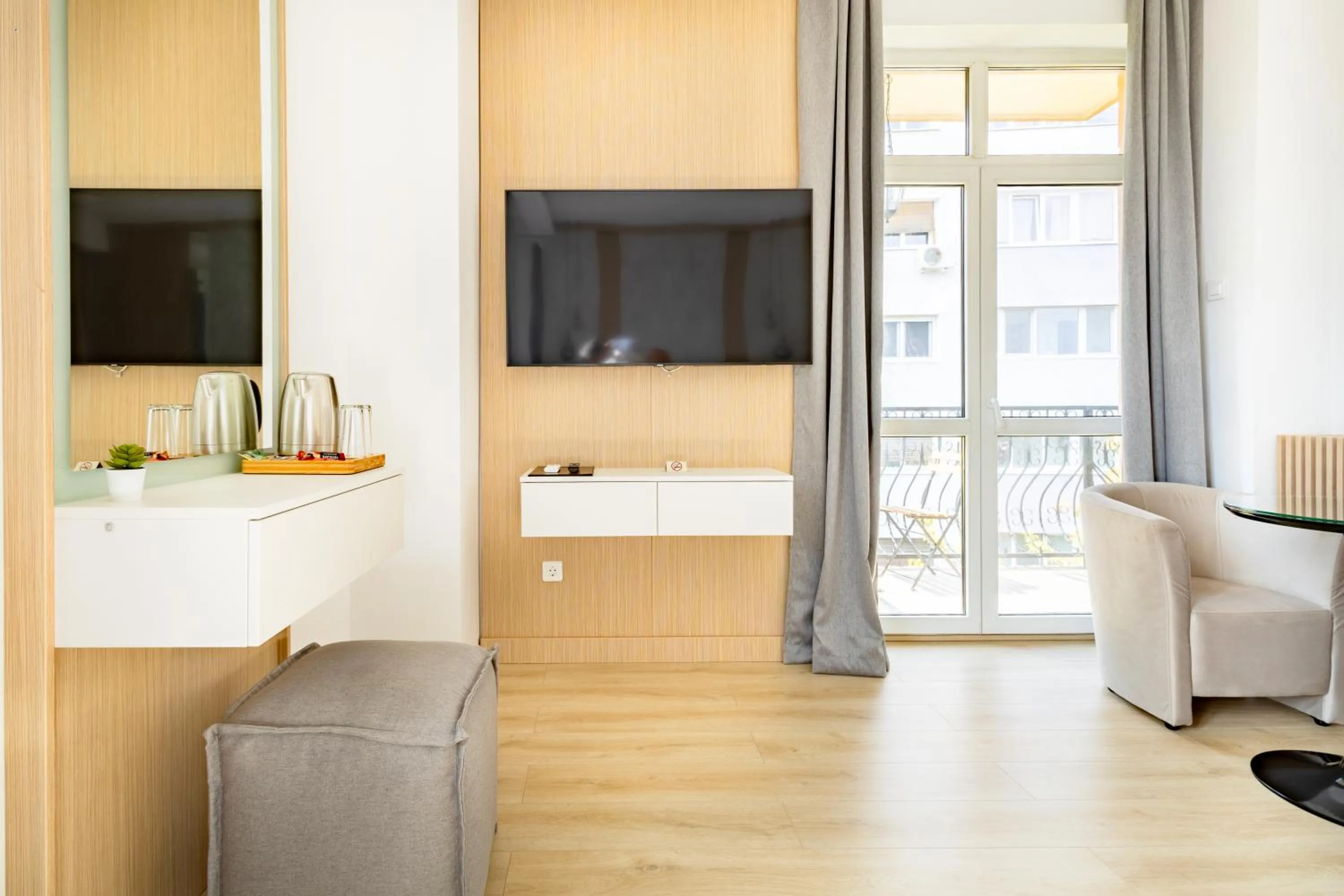 TV and multimedia in Piccolo Mondo by CityBookings