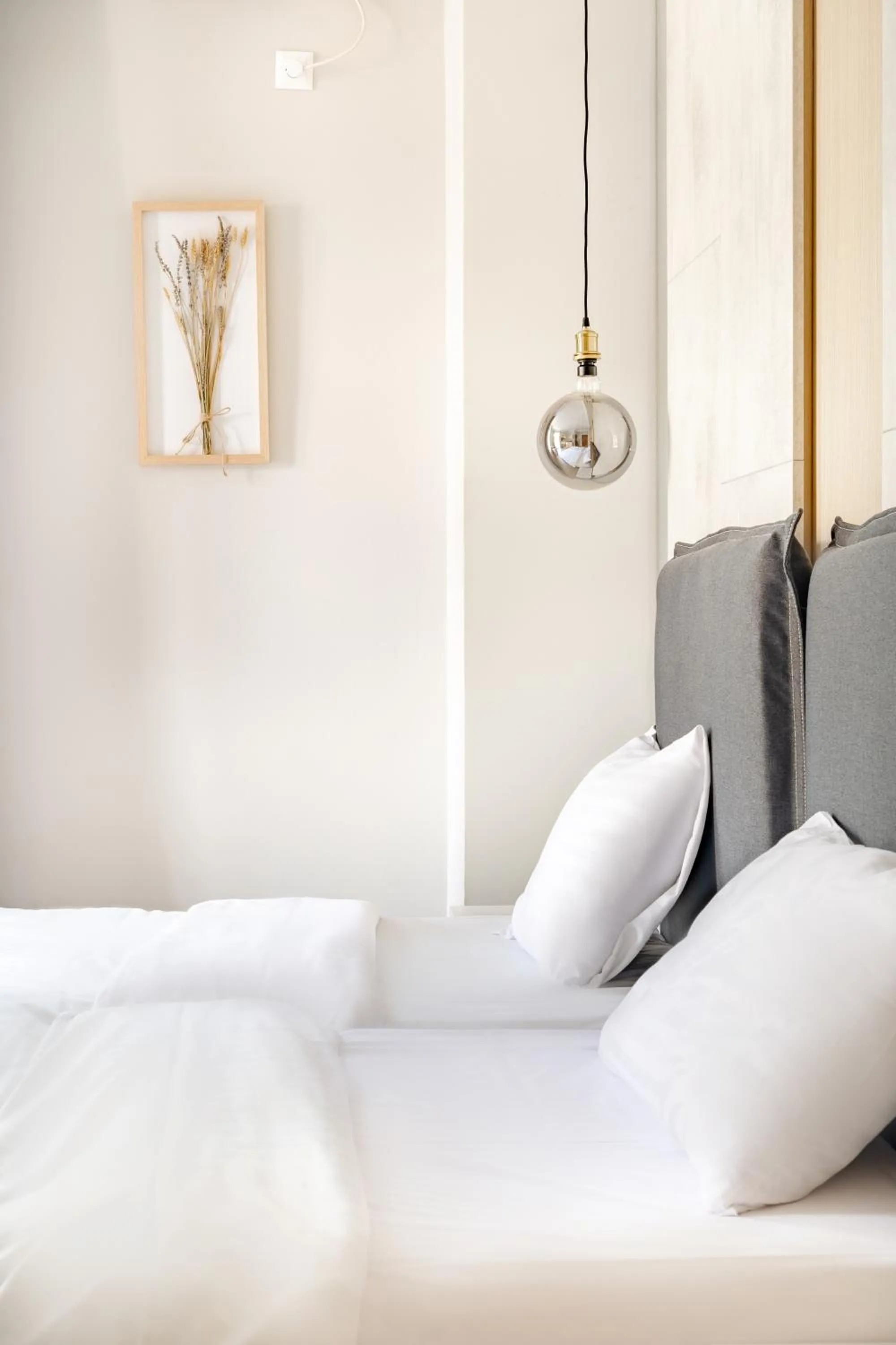 Bed in Piccolo Mondo by CityBookings