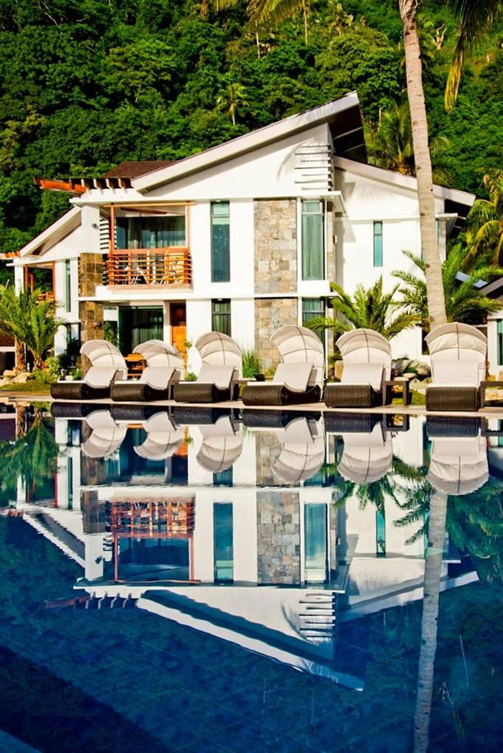 Swimming pool in Infinity Resort