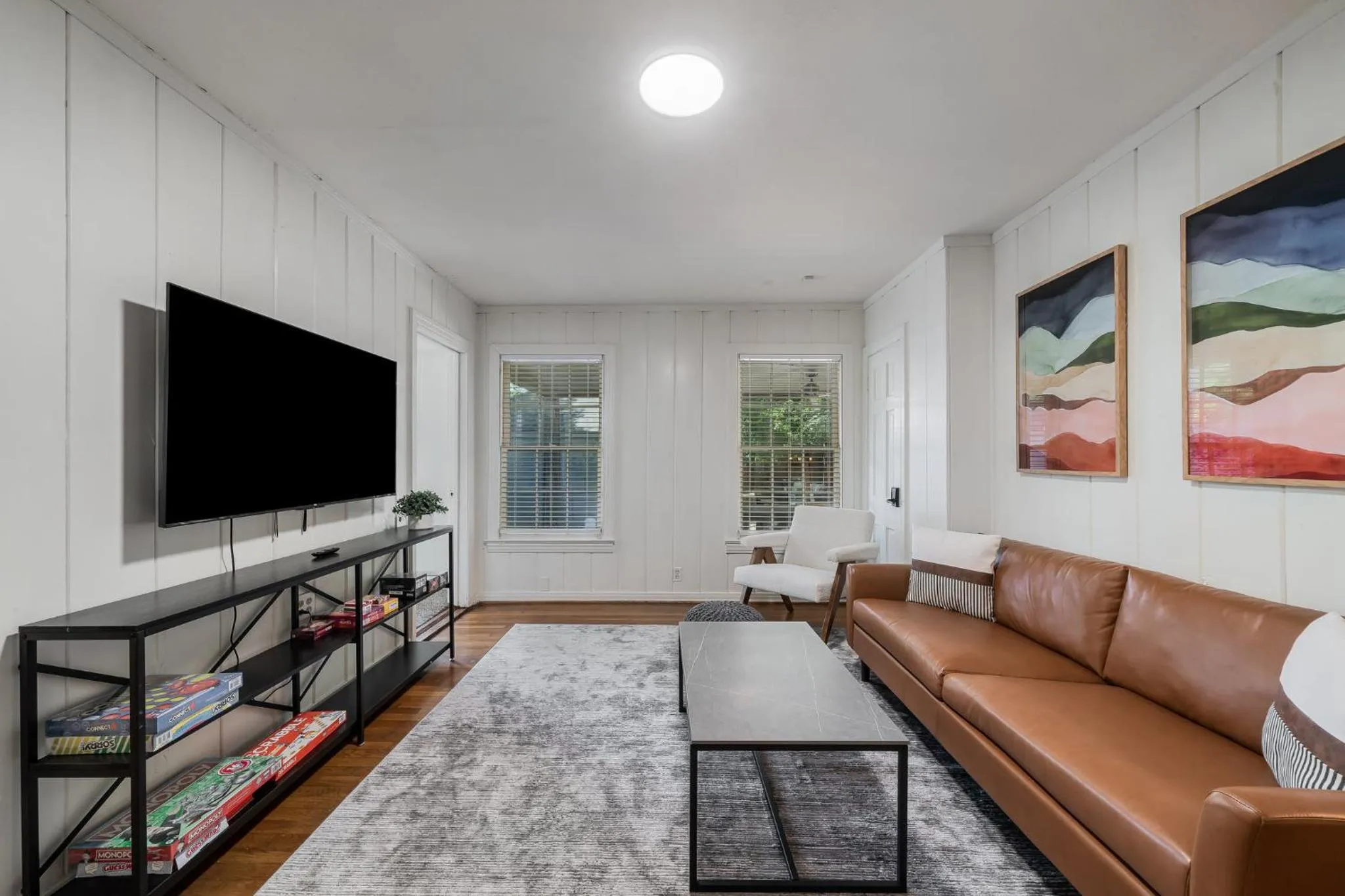 Sunset House - Luxury Pool and Hot Tub Retreat