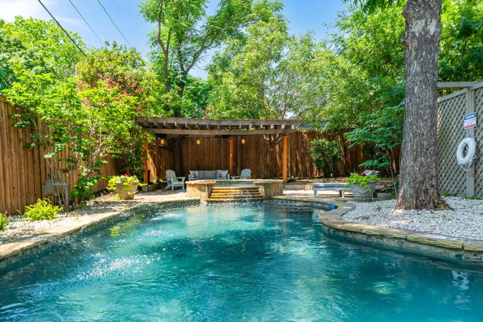 Sunset House - Luxury Pool and Hot Tub Retreat