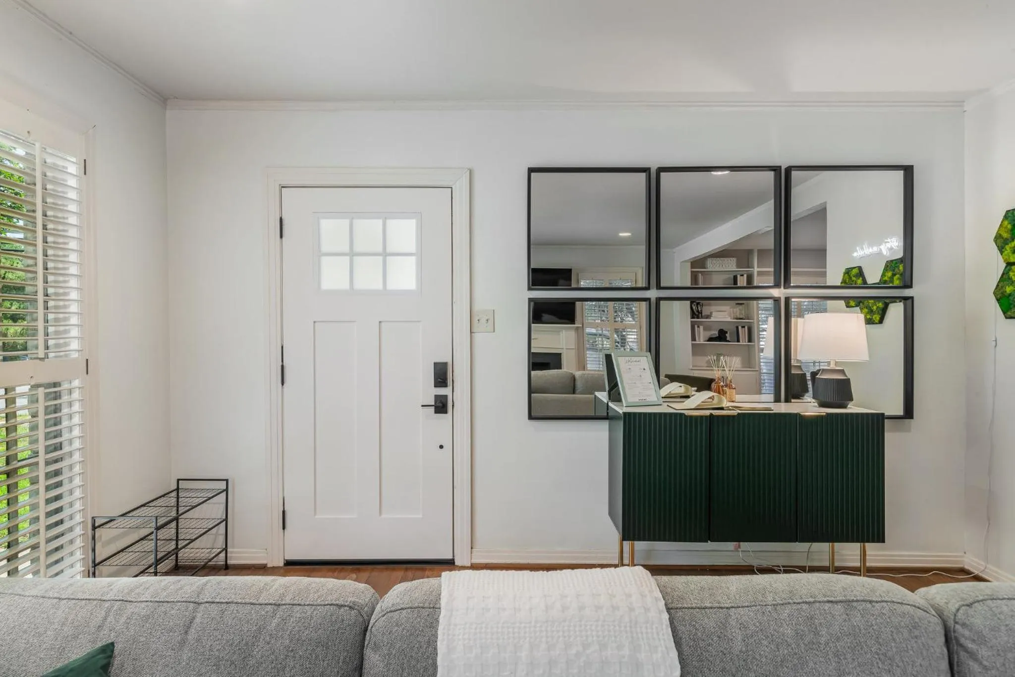 Sunset House - Luxury Pool and Hot Tub Retreat