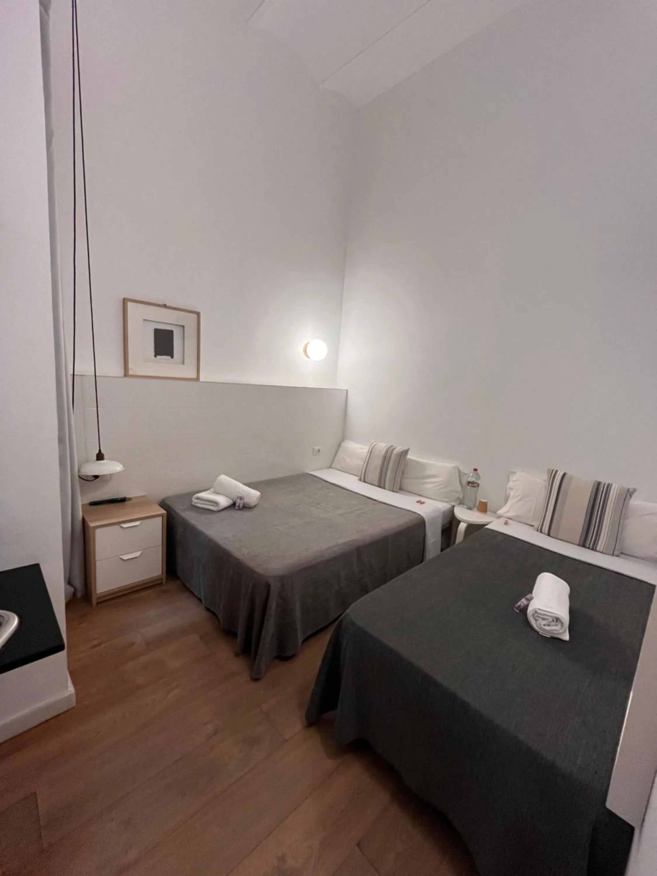 Photo of the whole room, Bed in Hostal Argo