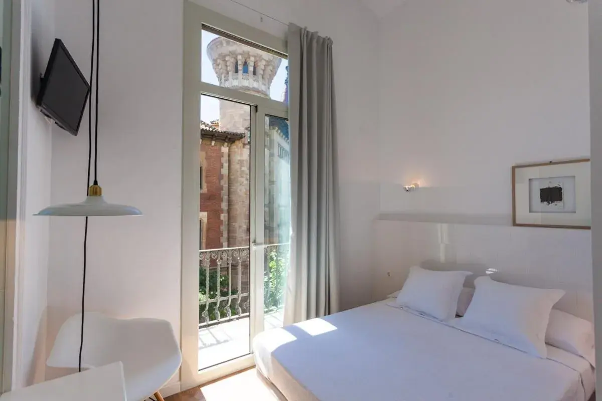 Double Room with Balcony in Hostal Argo Double Room with Balcony in Hostal Argo
